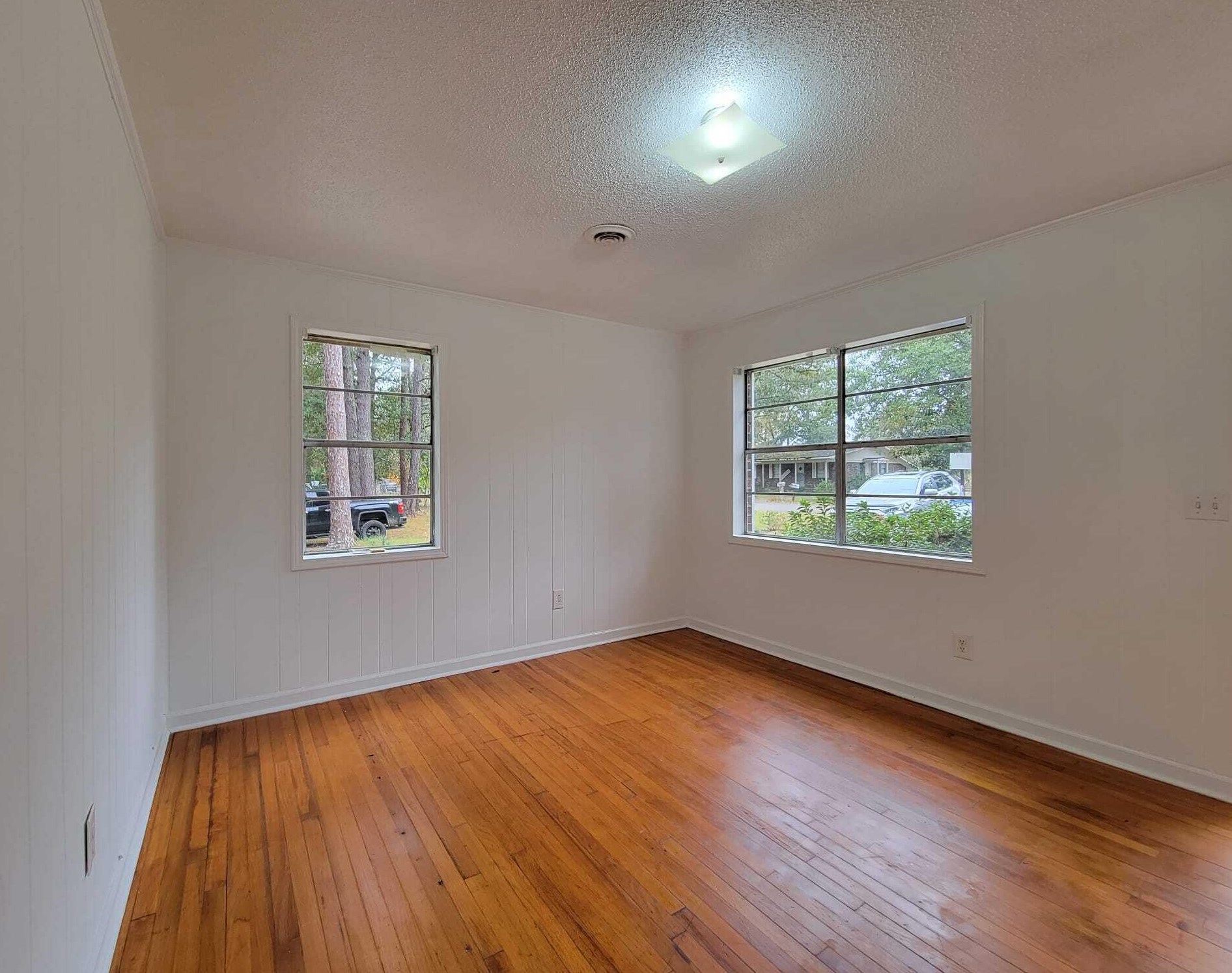 212 Rose Ave, Walterboro SC  29488-9243 exterior