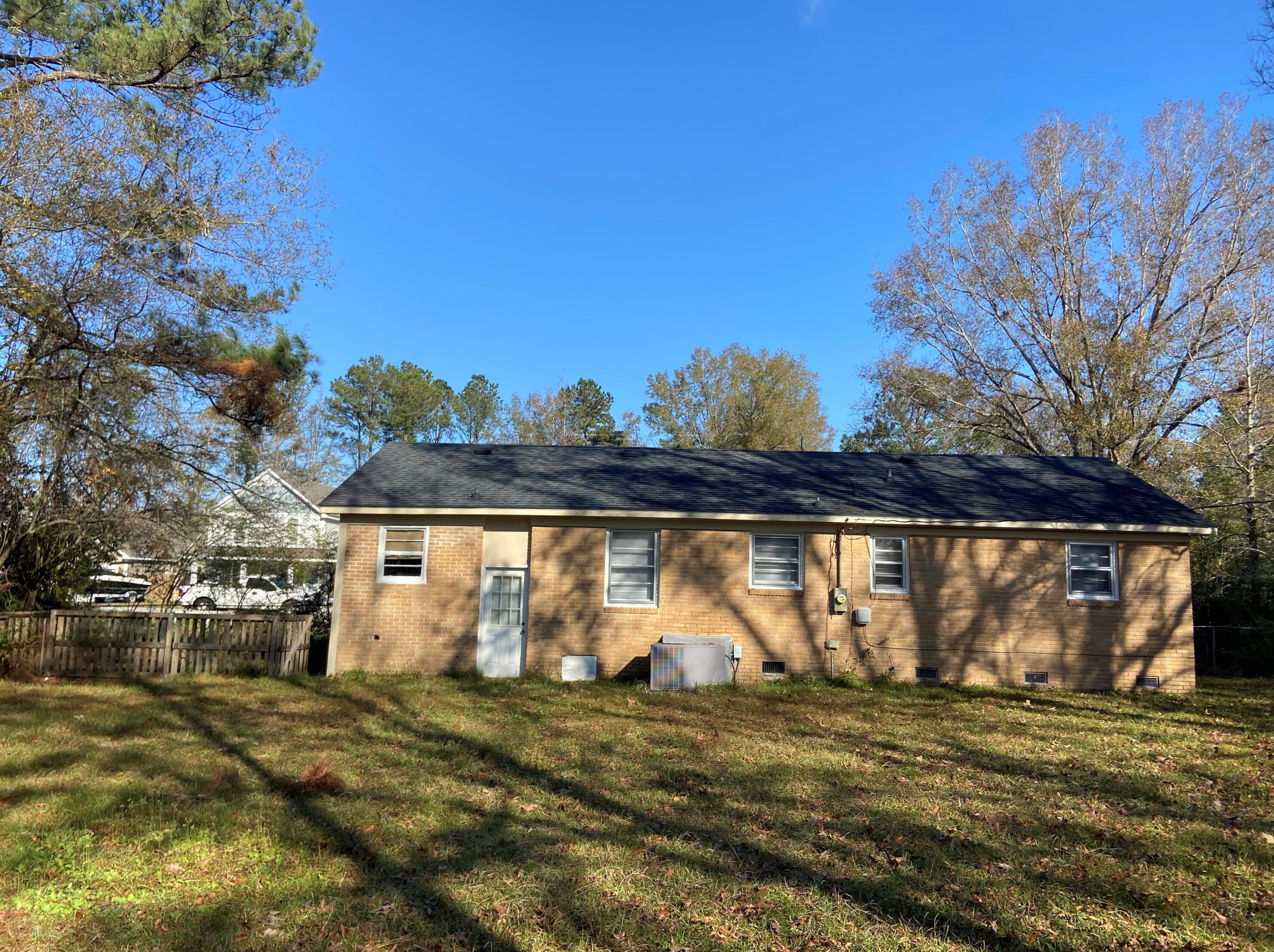 204 Beverly Dr, Charleston, SC 29445-3523