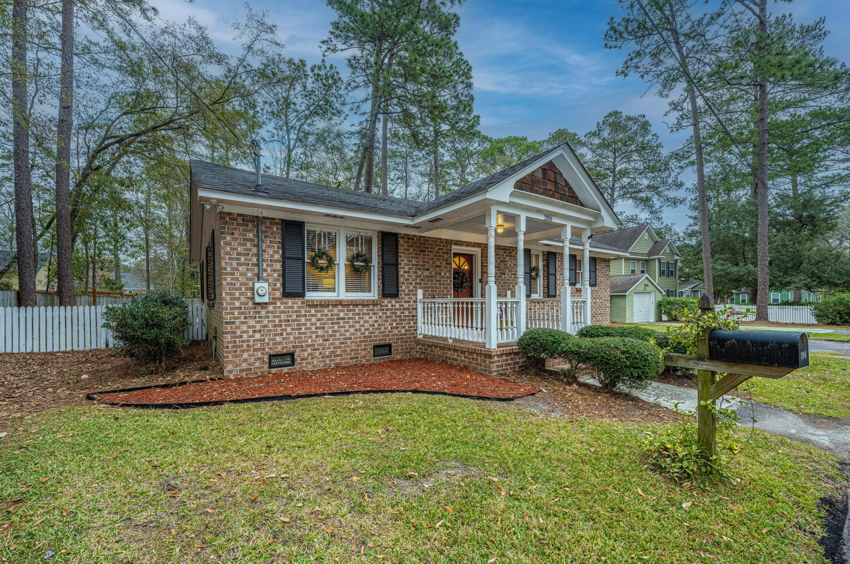 206 Peters St, Summerville, SC 29483-4337