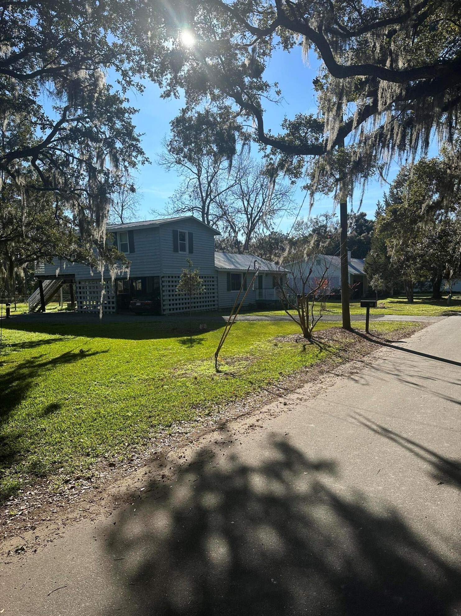 117 Baker St, McClellanville, SC 29458