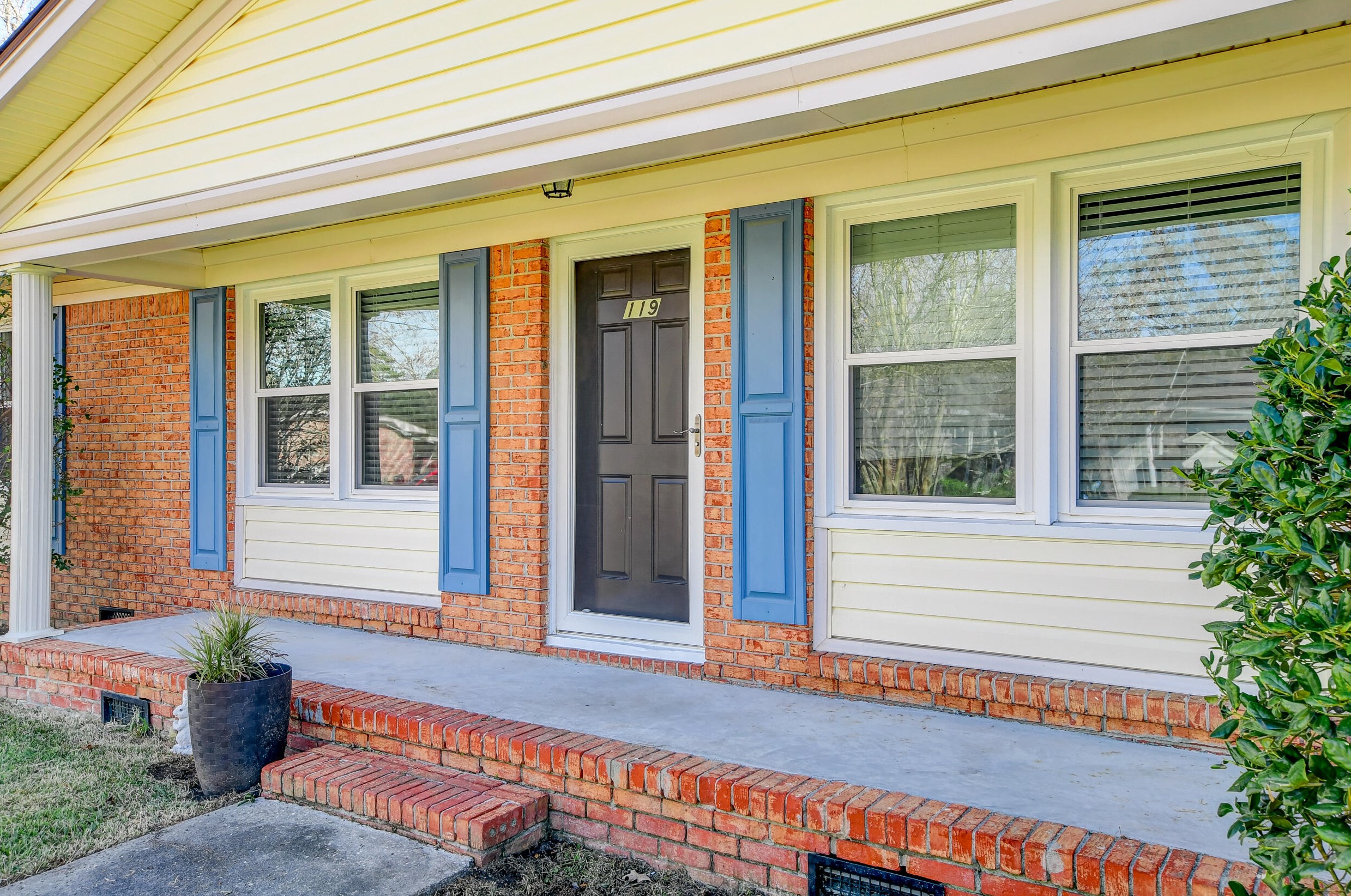 119 Wessex Dr, Charleston, SC 29445-3041