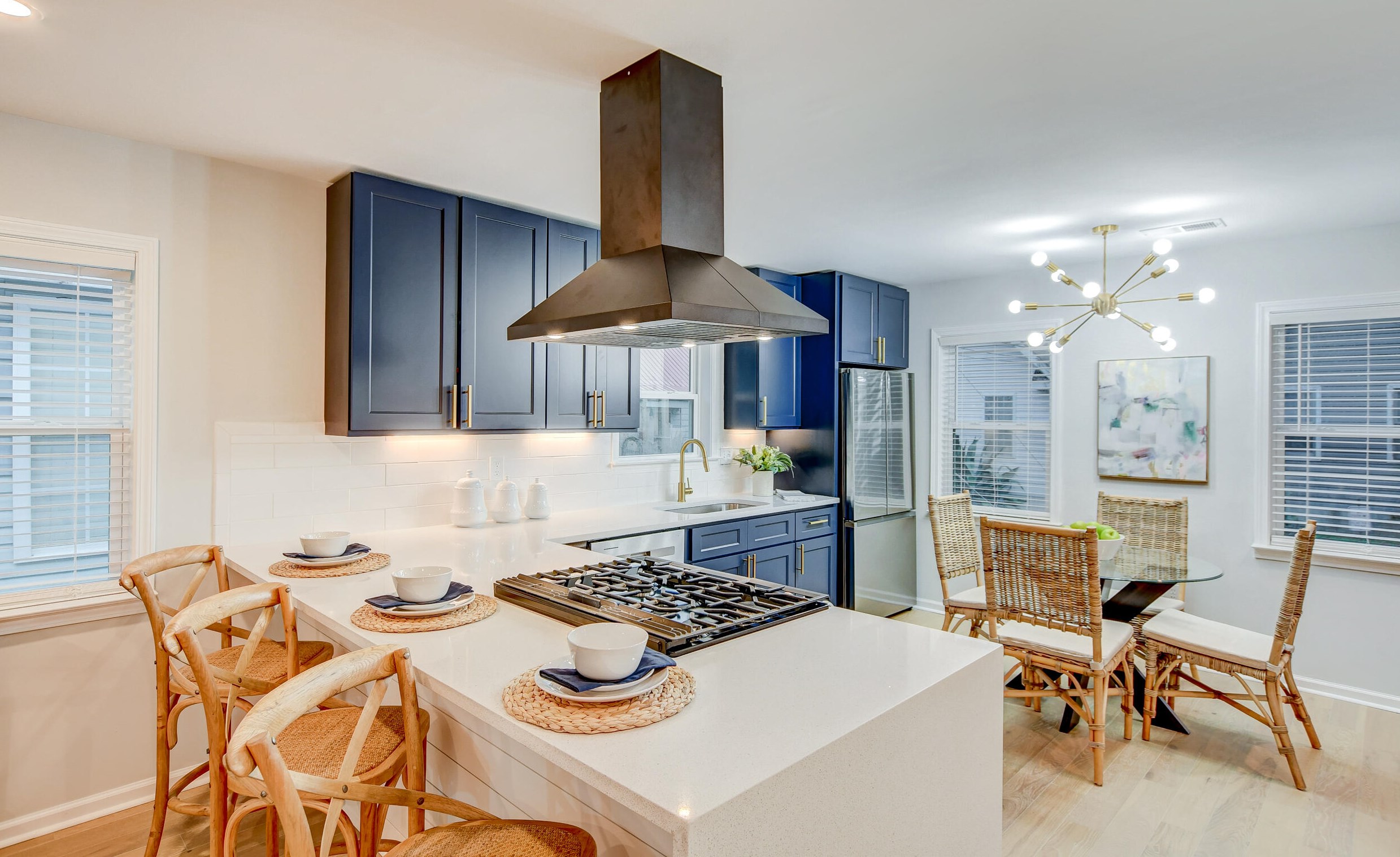 1 H St, Charleston SC  29403-4751 exterior