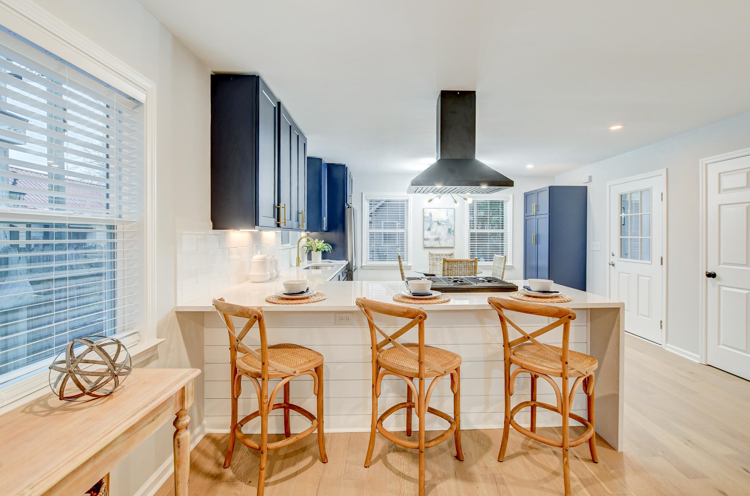 1 H St, Charleston SC  29403-4751 exterior