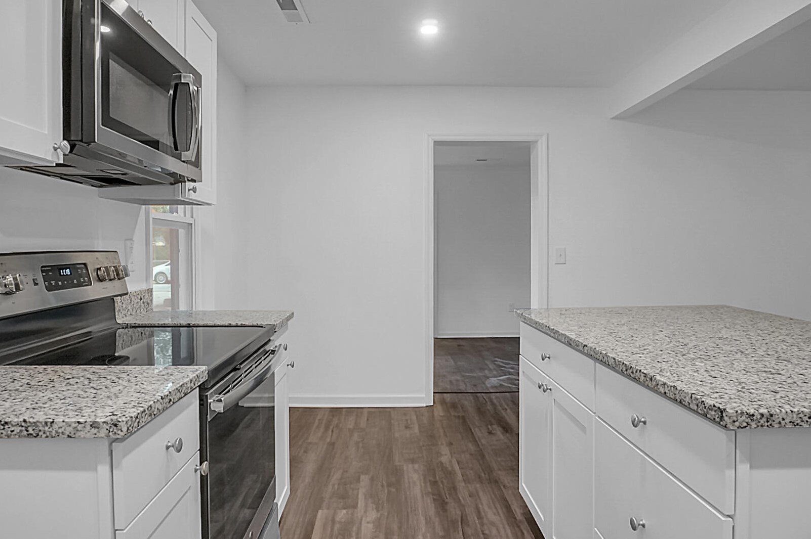 668 Oak Forest Dr, Charleston SC  29407-7039 exterior