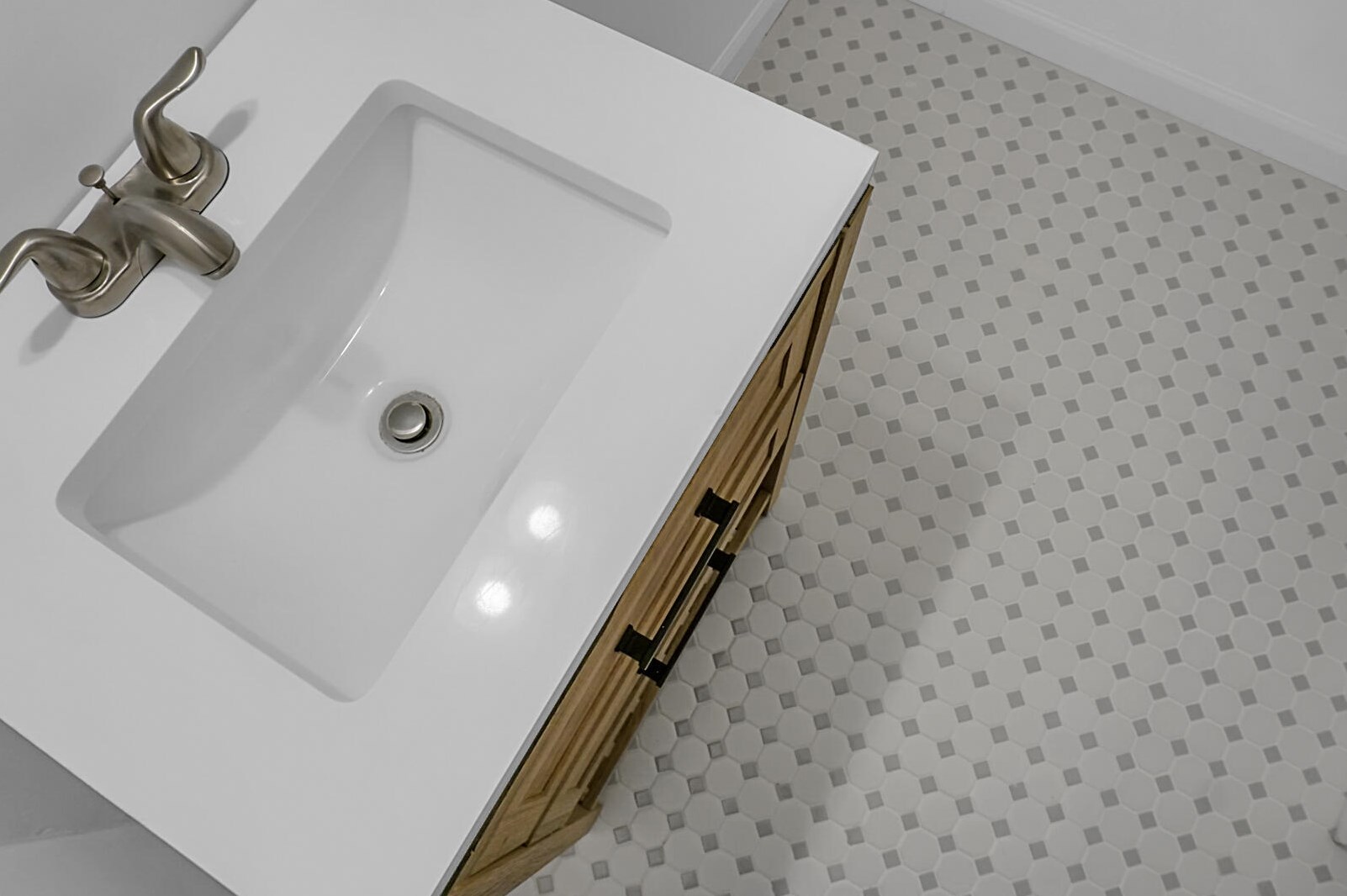 668 Oak Forest Dr, Charleston SC  29407-7039 exterior