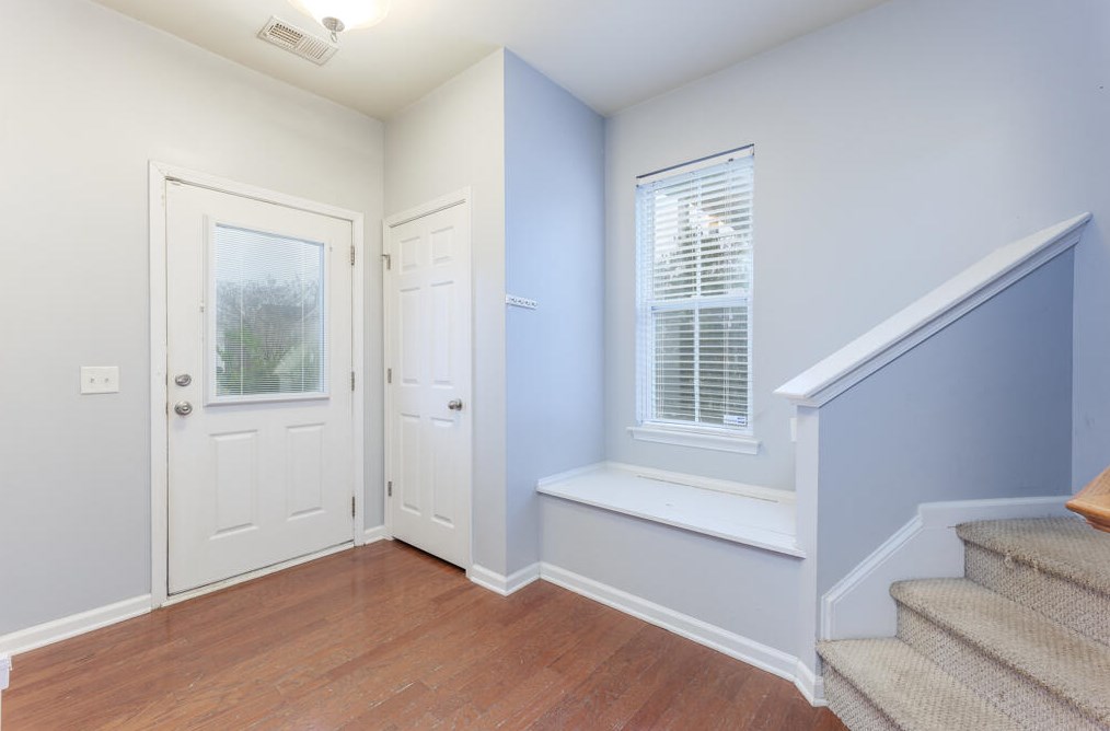 241 Old Savannah Dr, Charleston SC  29445-7337 exterior