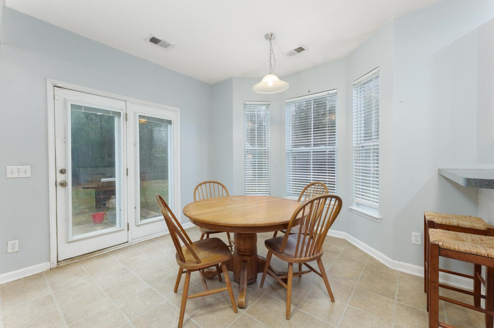 241 Old Savannah Dr, Charleston SC  29445-7337 exterior