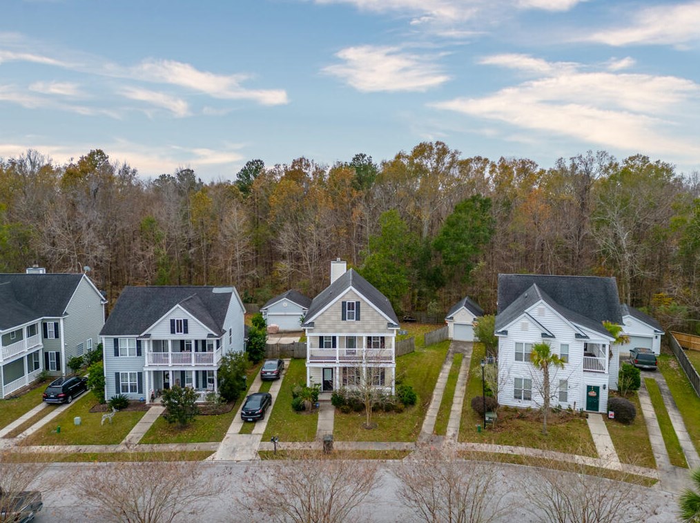 241 Old Savannah Dr, Charleston SC  29445-7337 exterior