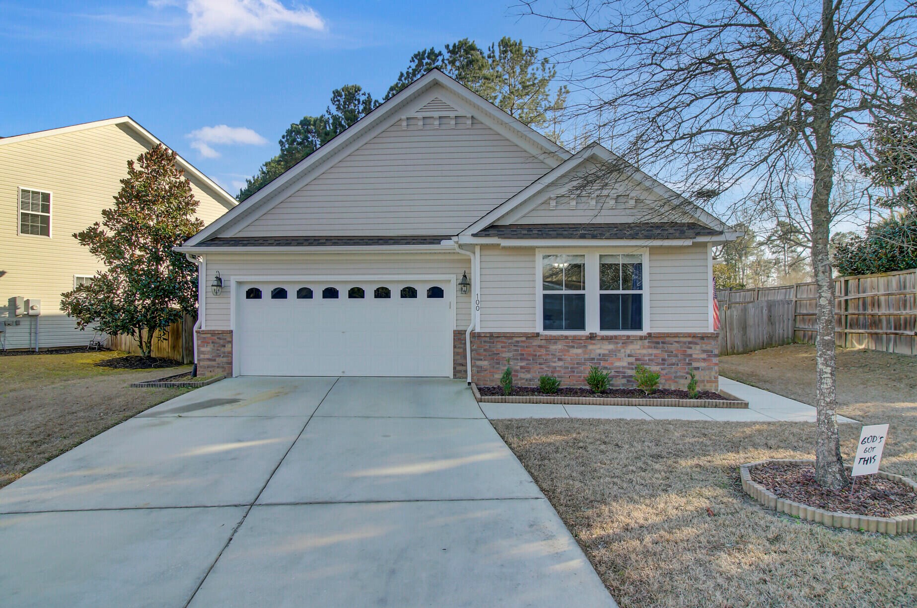 100 Salt Meadow Ln, Summerville, SC 29483-5334