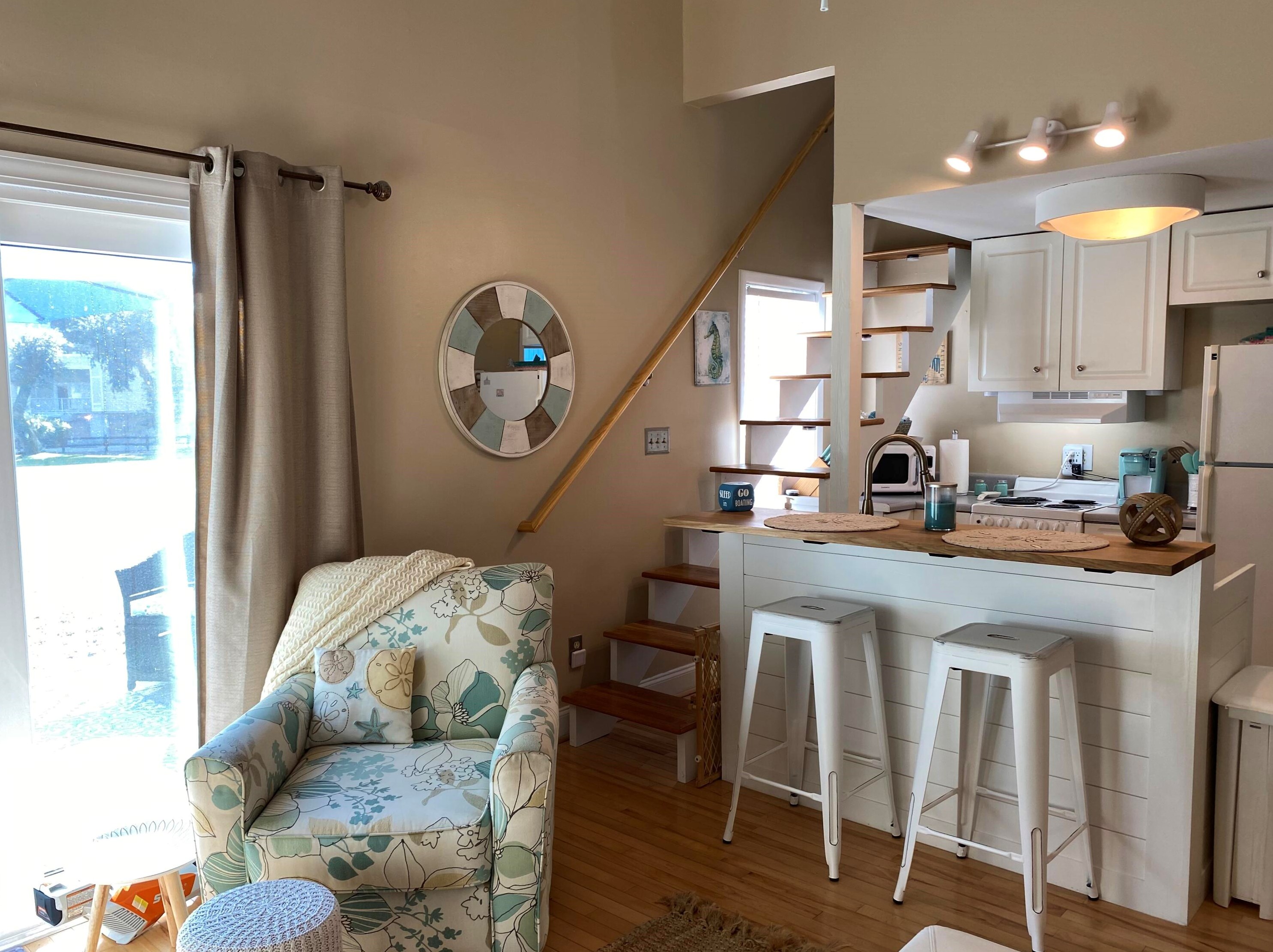 359 Sea Cloud Cir, Edisto SC  29438-3605 exterior