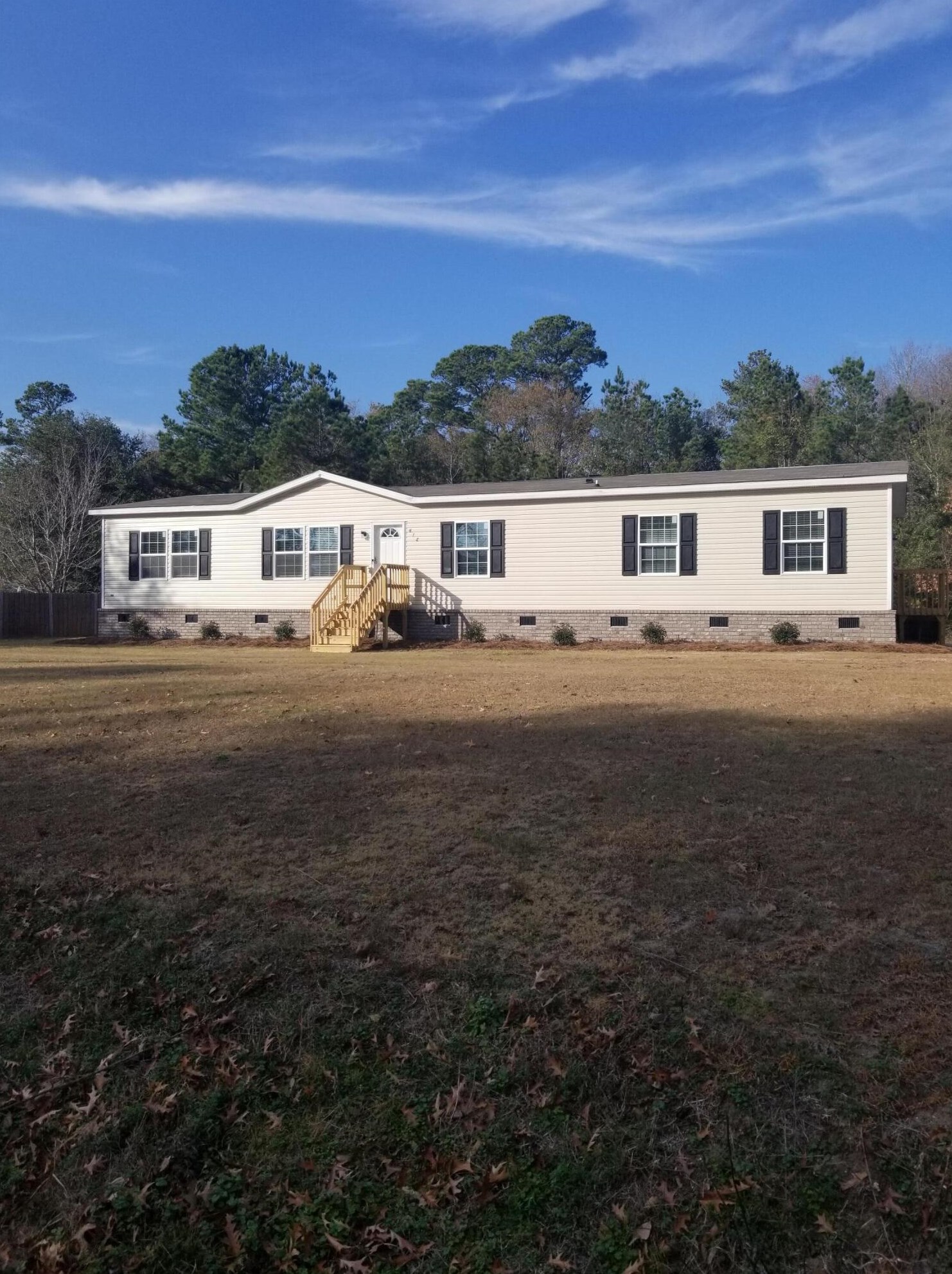 612 Barn Rd, Bonneau, SC 29431