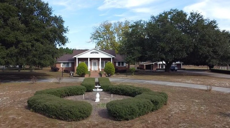 1445 Ruby Rd, Hartsville, SC 29550