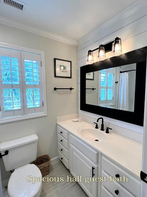 3606 Big Bay Dr, Edisto SC  29438-3702 exterior