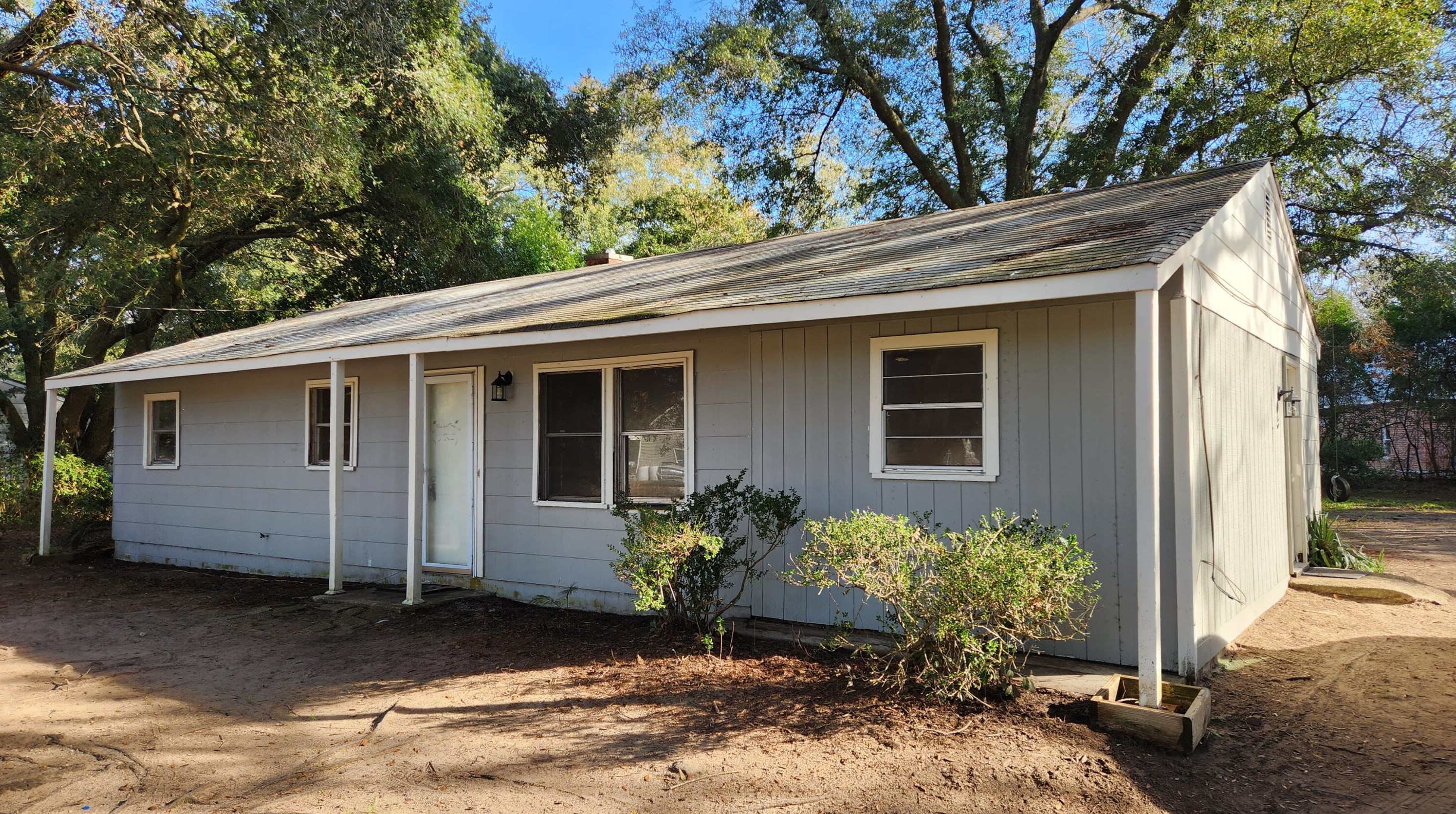 1783 Hay Rd, Johns Island, SC 29455