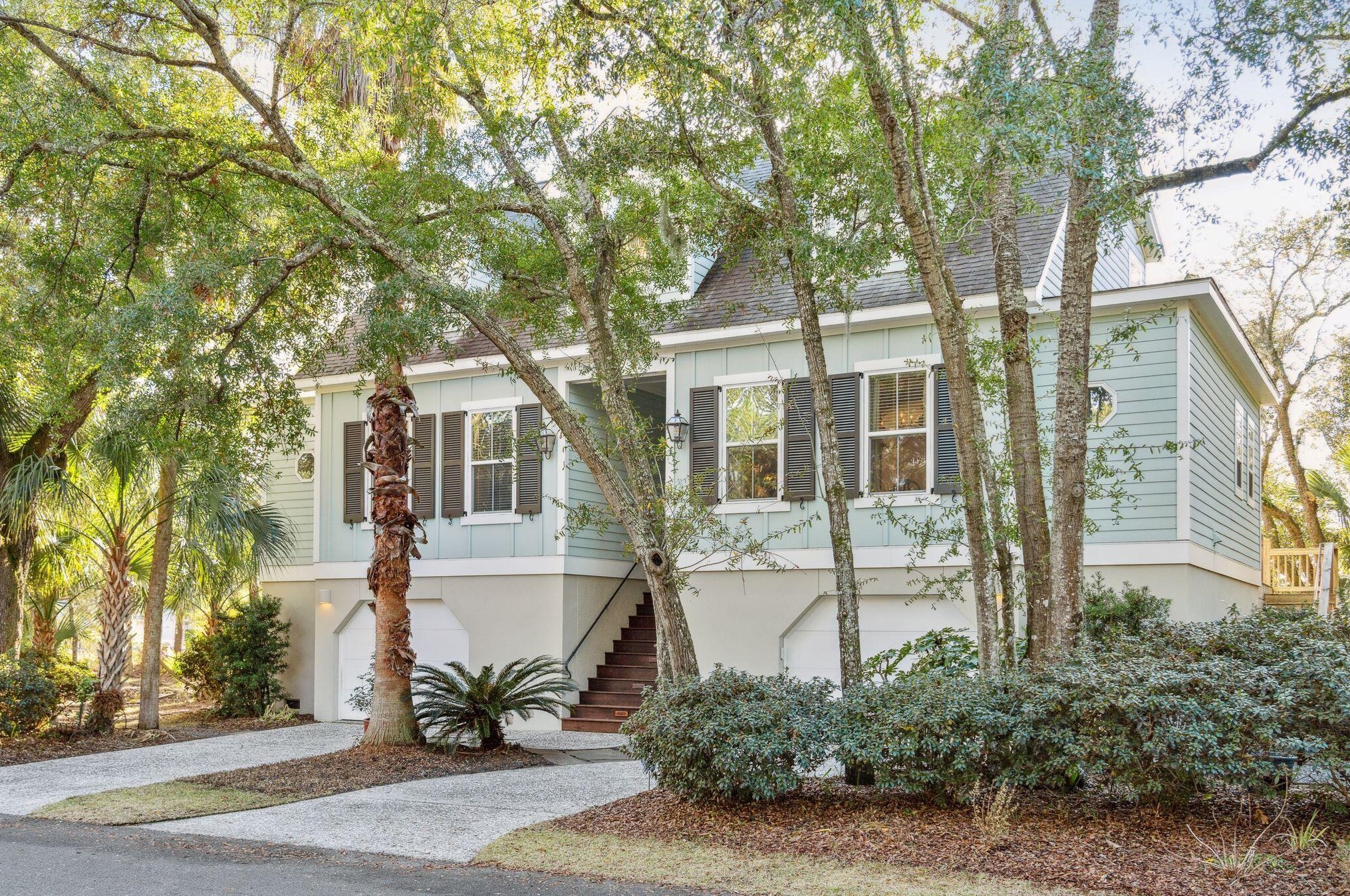 202 Indian Ave W, Folly Beach, SC 29439
