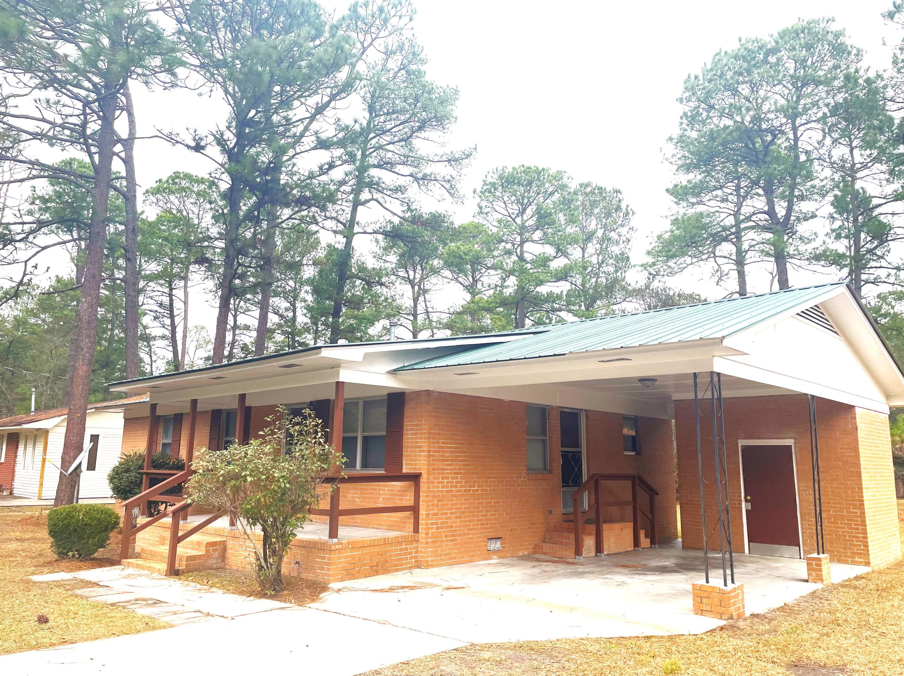 309 Pine Needle Rd, Walterboro, SC 29488-4968