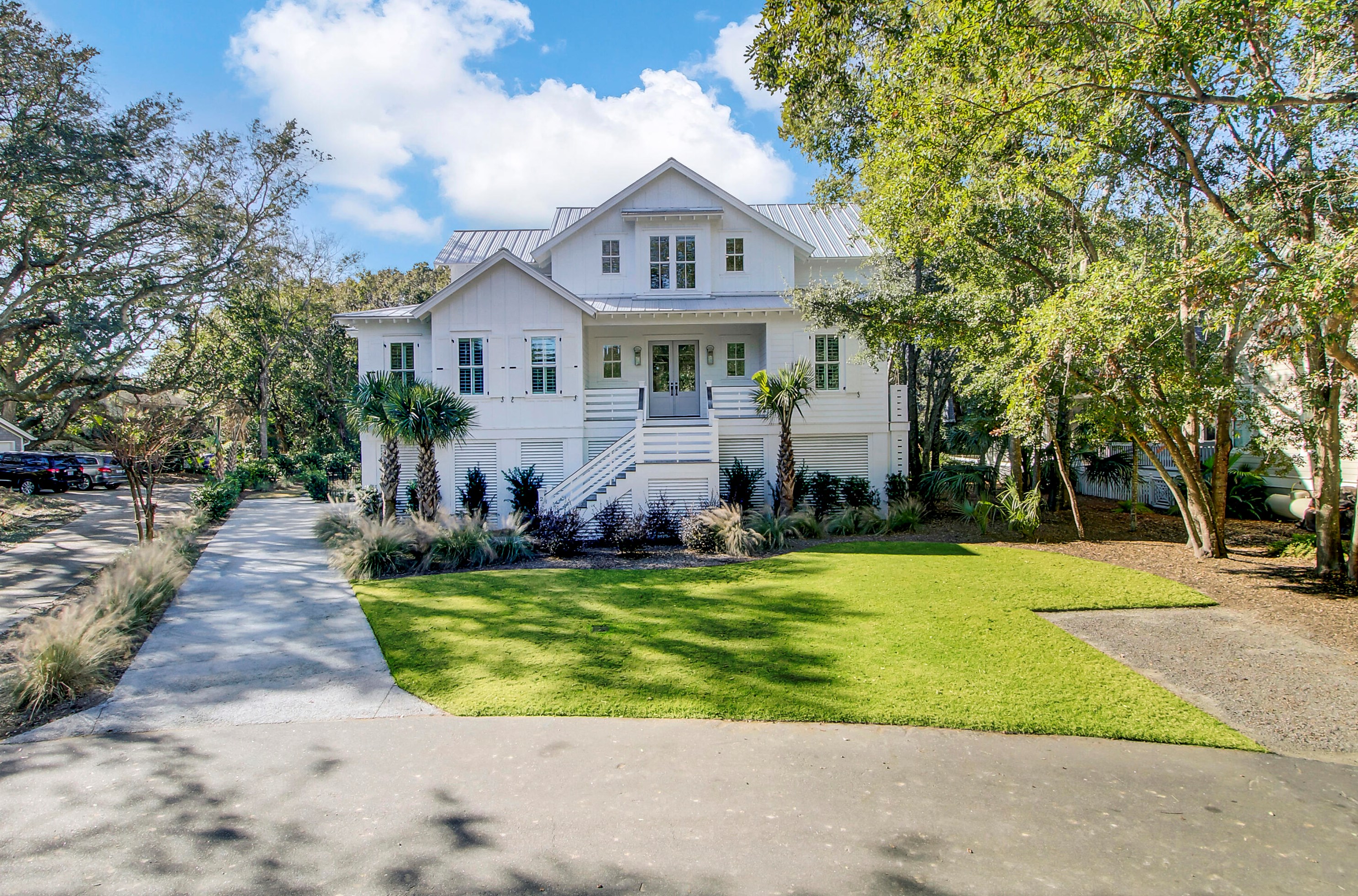 2 Conch Ct, Isle of Palms, SC 29451