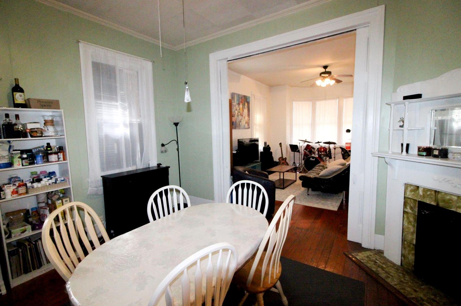 7 Bee St #a, Charleston, SC 29403