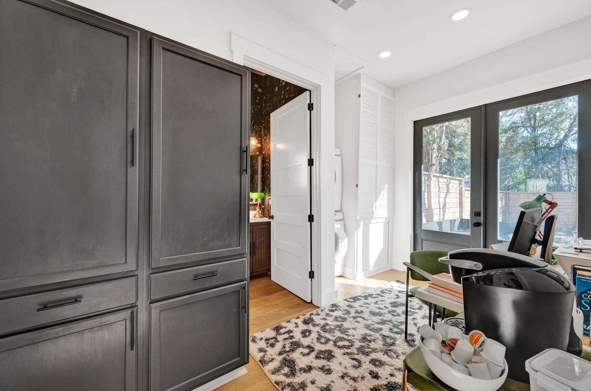 55 Kennedy St, Charleston SC  29403-5211 exterior