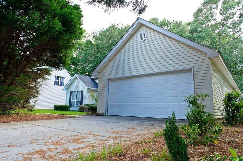 3261 Tabor Rd, Mount Pleasant, SC 29466