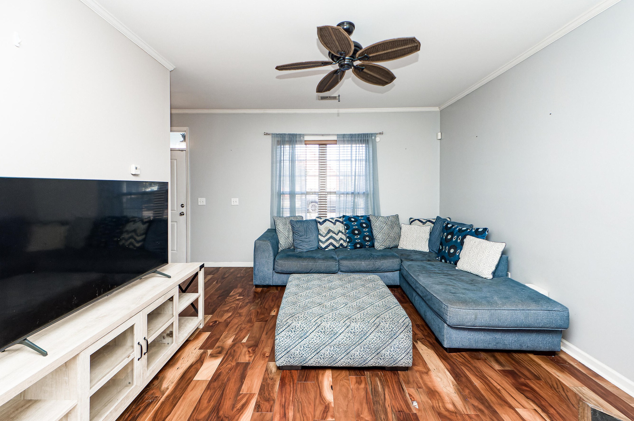 208 Dandelion St, Summerville SC  29483-5556 exterior