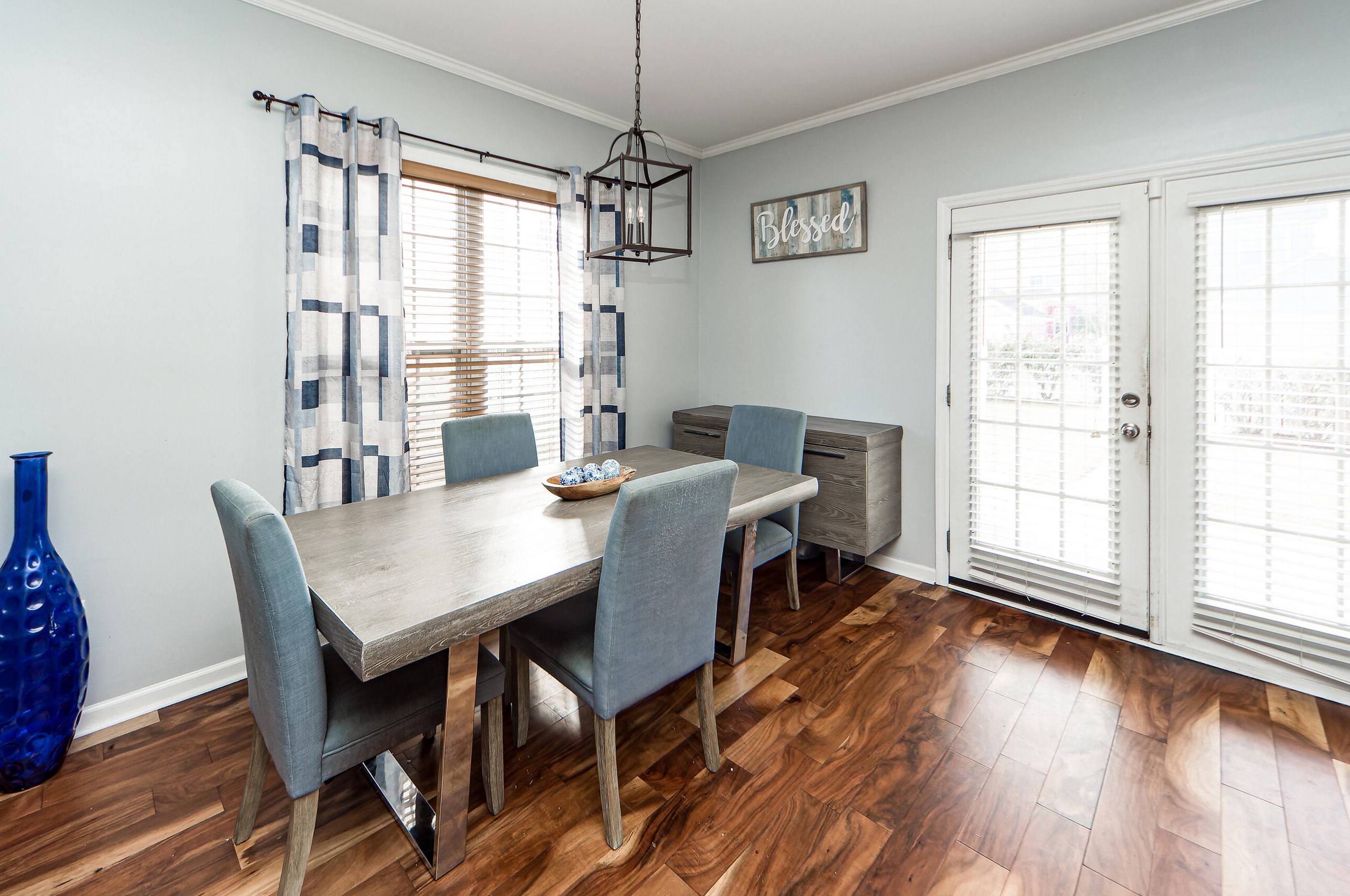 208 Dandelion St, Summerville SC  29483-5556 exterior