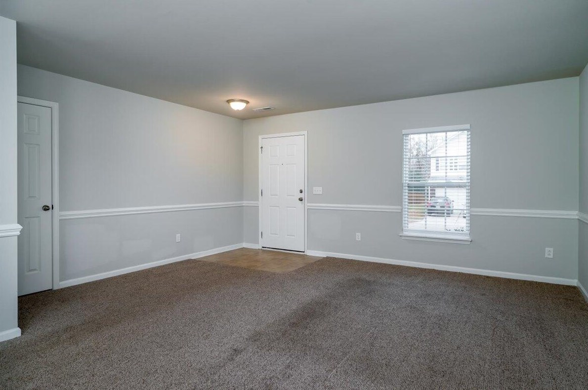 305 Clayburne Dr, Charleston SC  29445-3494 exterior