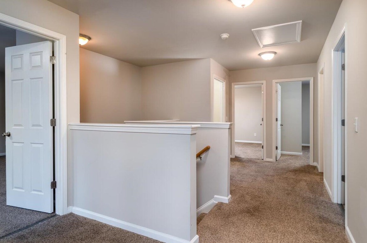 305 Clayburne Dr, Charleston SC  29445-3494 exterior