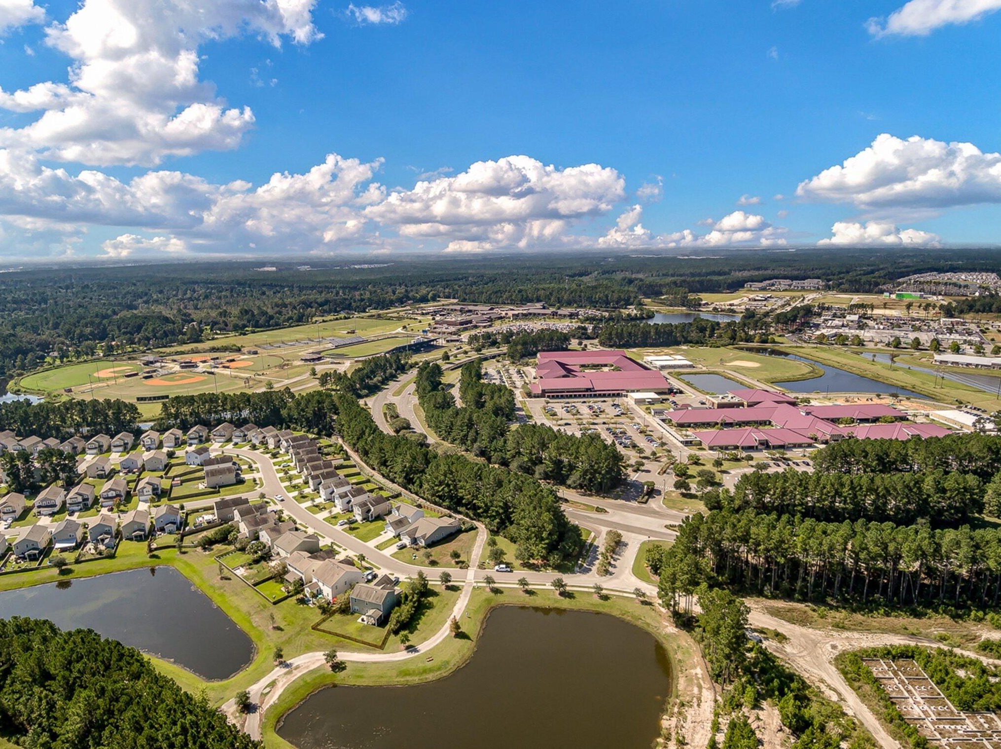 335 Peters Creek Dr, Summerville SC  29483-5341 exterior