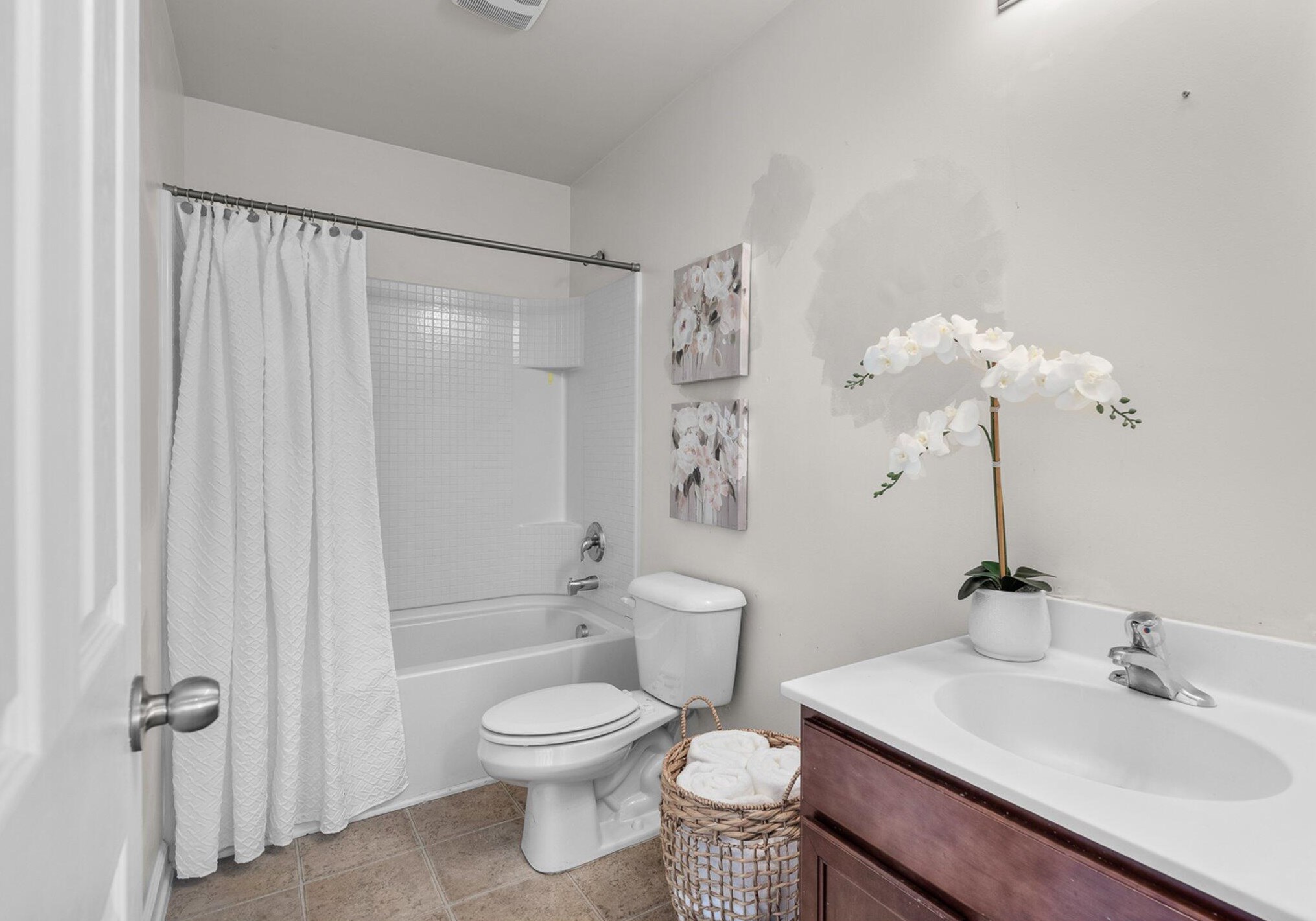 335 Peters Creek Dr, Summerville SC  29483-5341 exterior