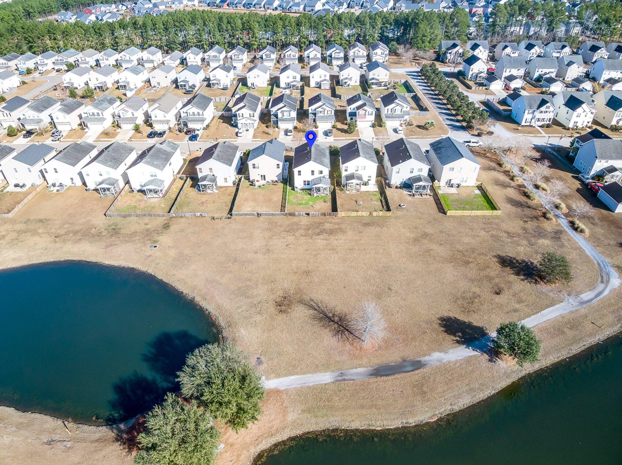 335 Peters Creek Dr, Summerville SC  29483-5341 exterior