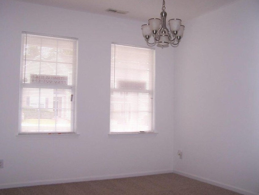 202 Brookshire Rd, Charleston SC  29445-7611 exterior