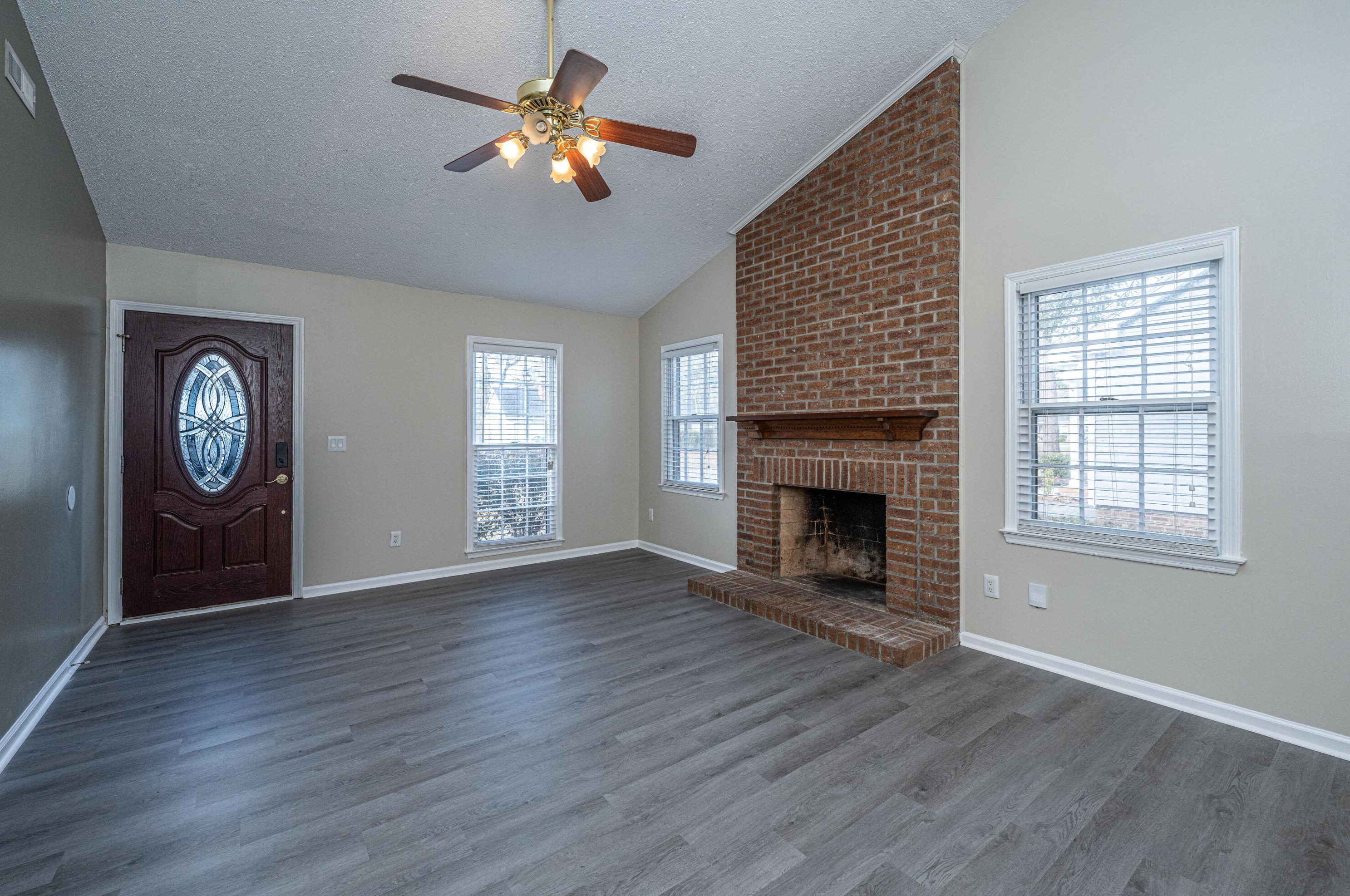 103 York Pl, Charleston SC  29445-5440 exterior