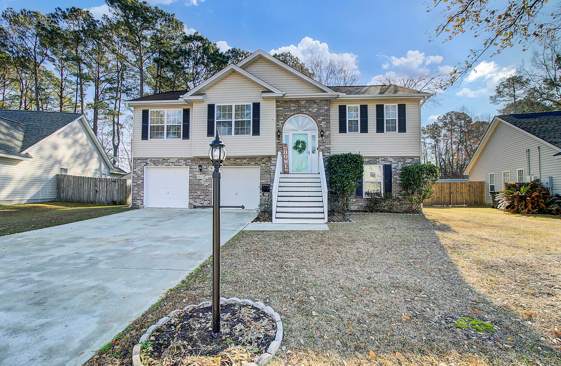 1037 Cobblestone Blvd, Summerville, SC 29483-2083