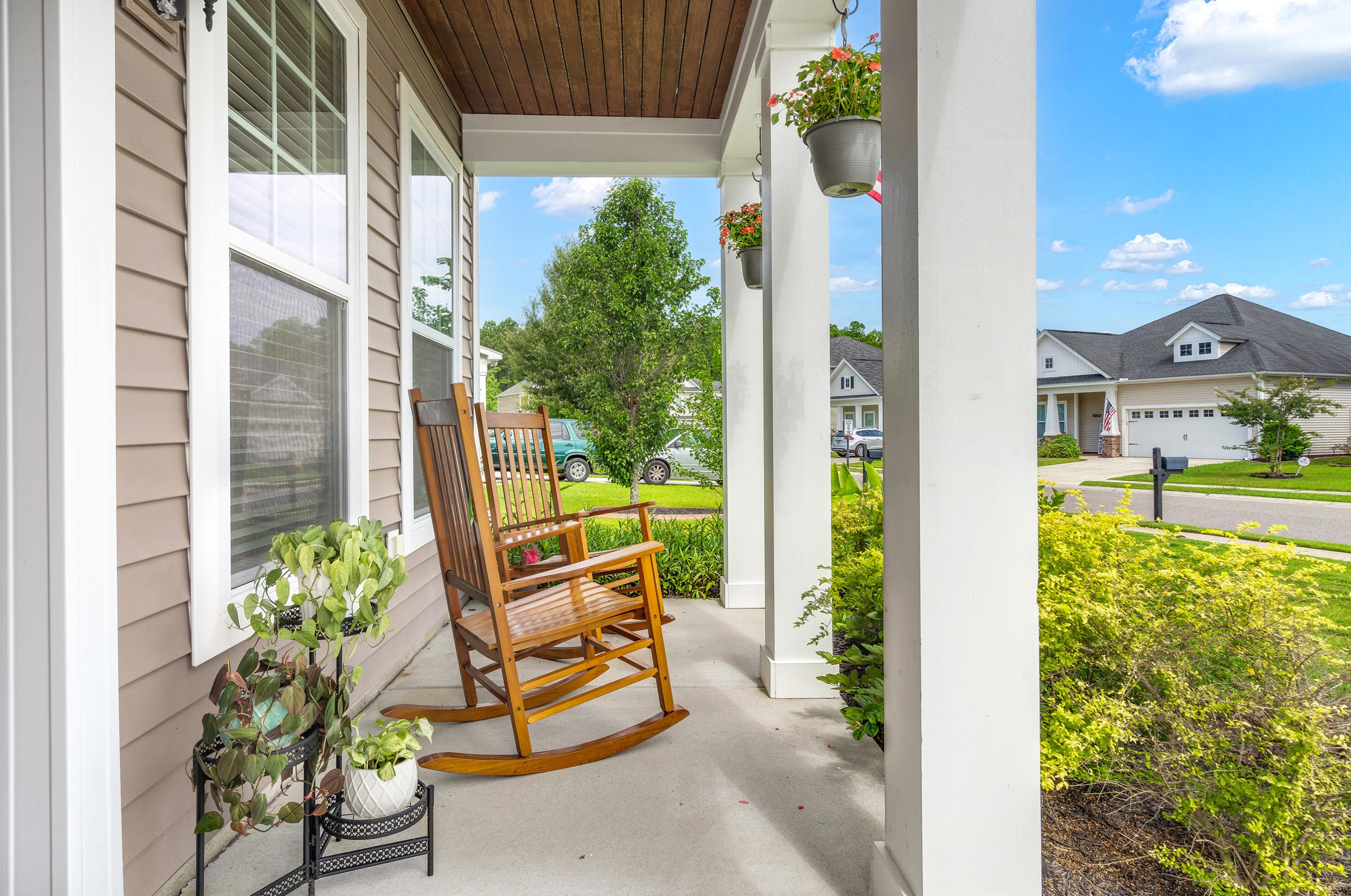 357 Fox Ridge Ln, Moncks Corner SC  29461-6719 exterior
