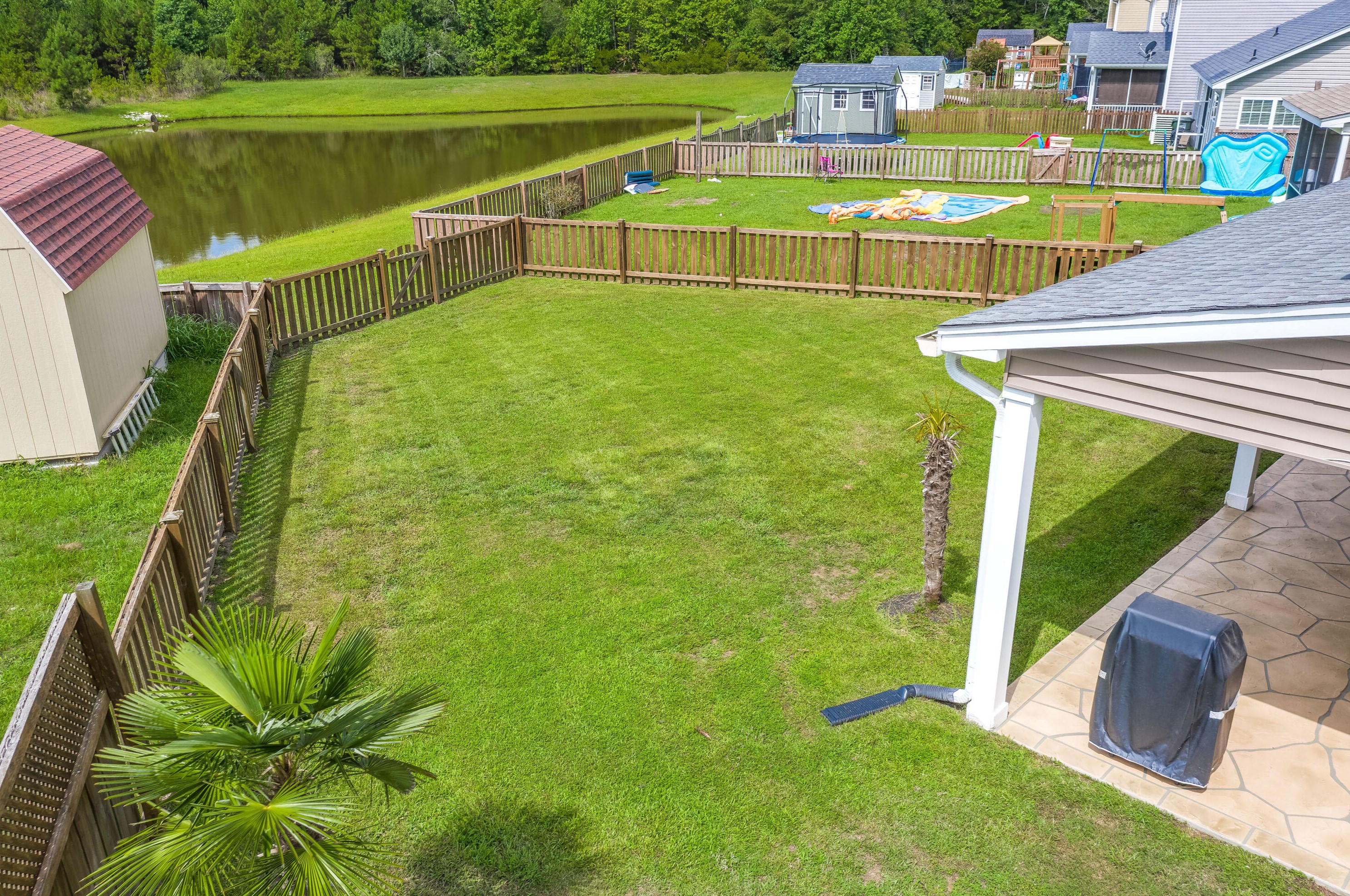 357 Fox Ridge Ln, Moncks Corner SC  29461-6719 exterior