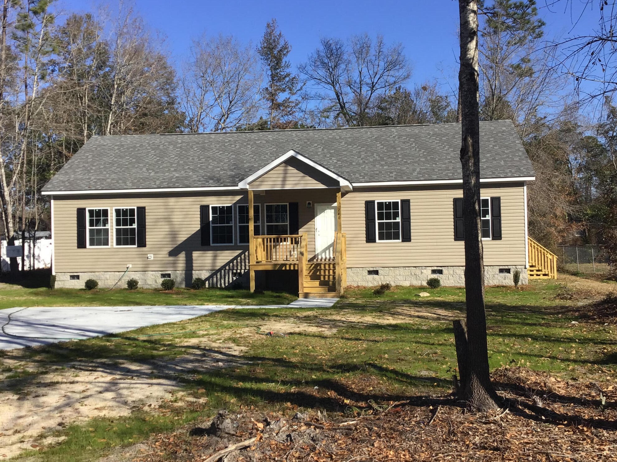 240 Dandridge Rd, Walterboro, SC 29488-2622