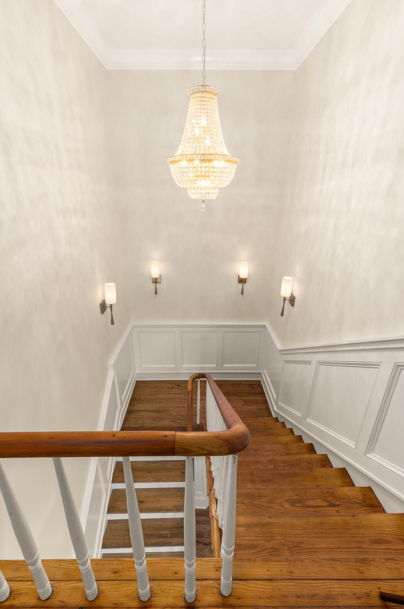 327 Sumter St, Charleston SC  29403-4612 exterior