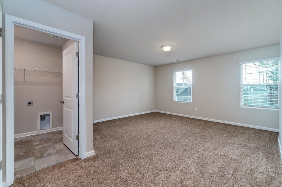 186 Hyrne Dr, Charleston SC  29445-7331 exterior