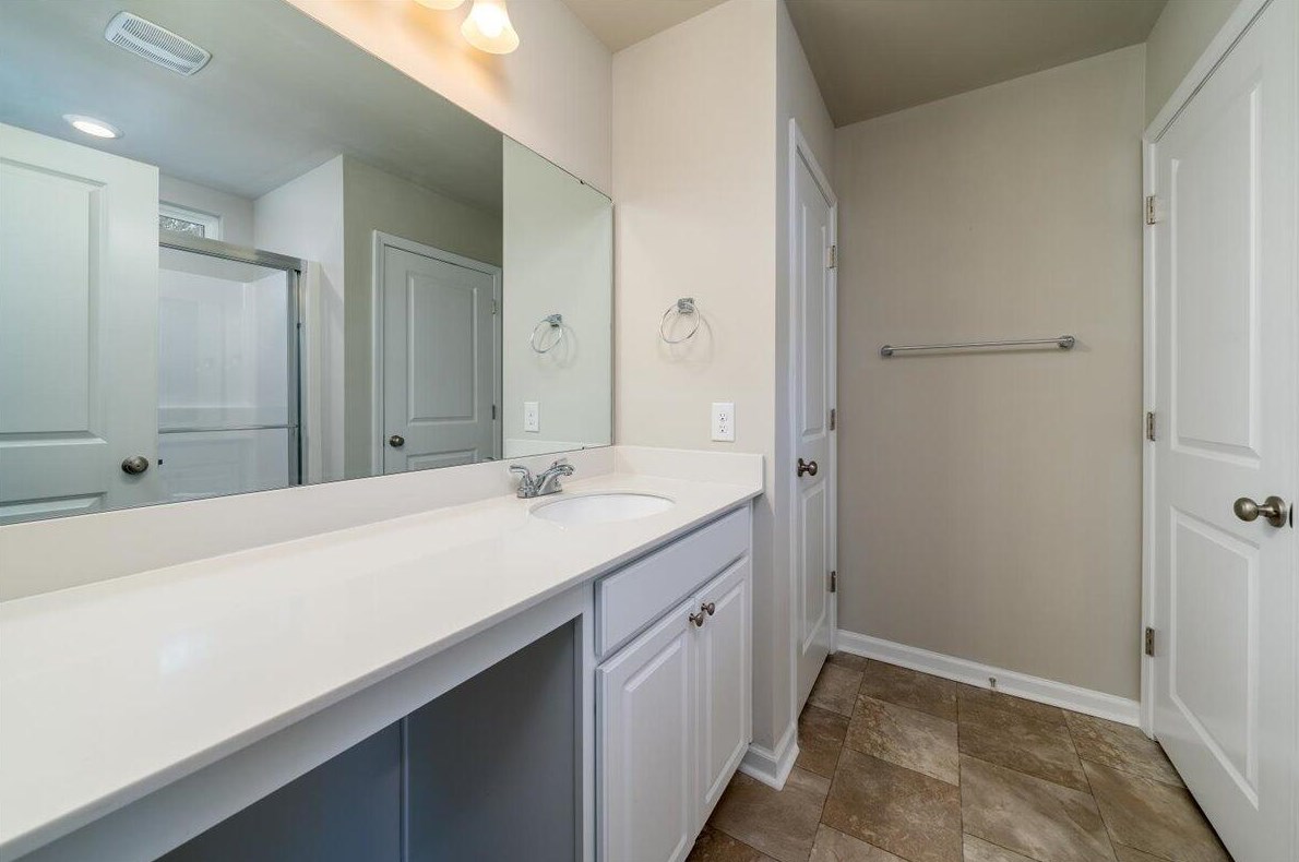 186 Hyrne Dr, Charleston SC  29445-7331 exterior