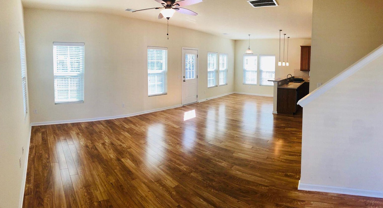 1525 Oldenburg Dr, Awendaw, SC 29429