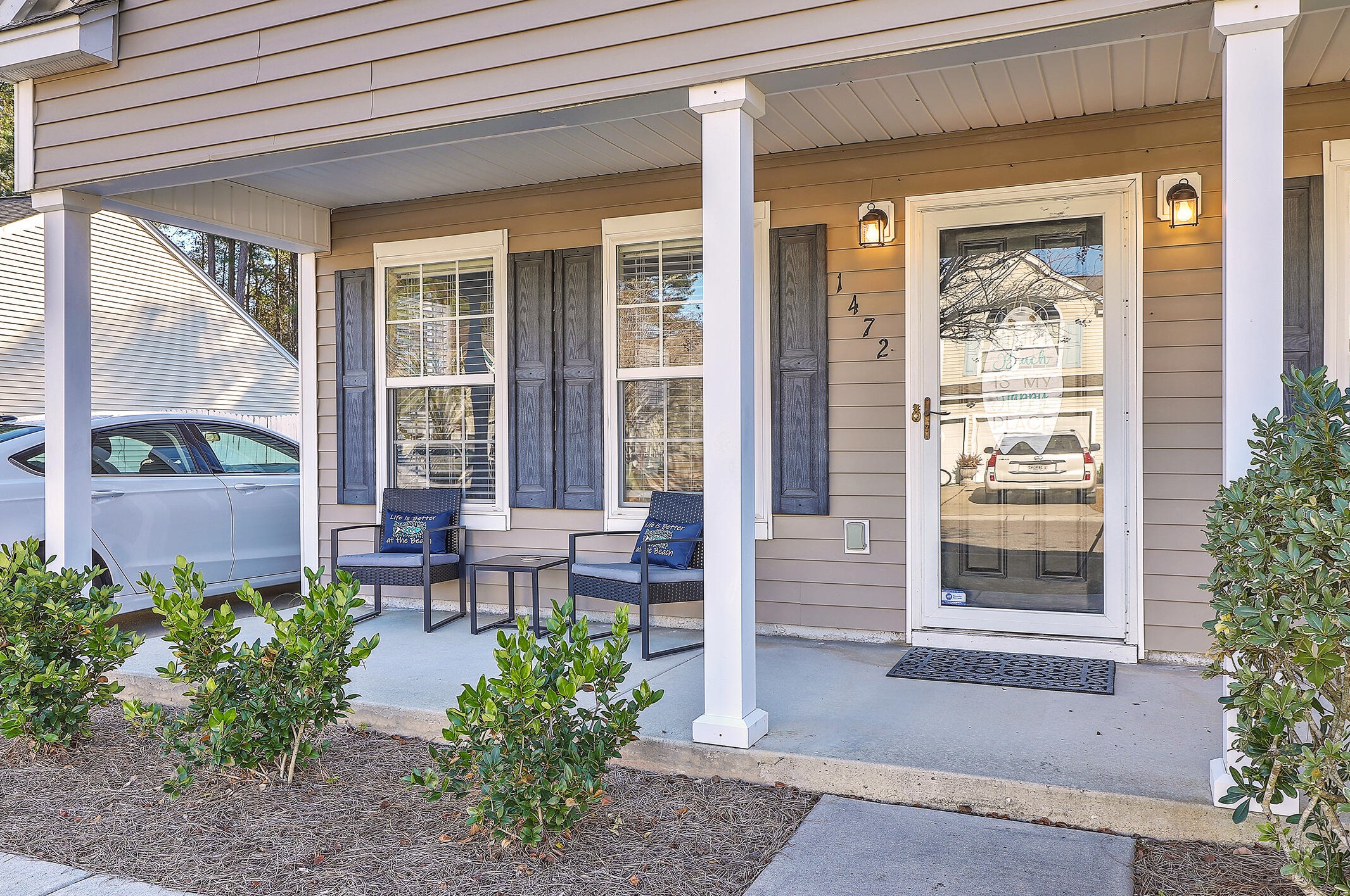 1472 Water Edge Dr, Charleston, SC 29492-8011