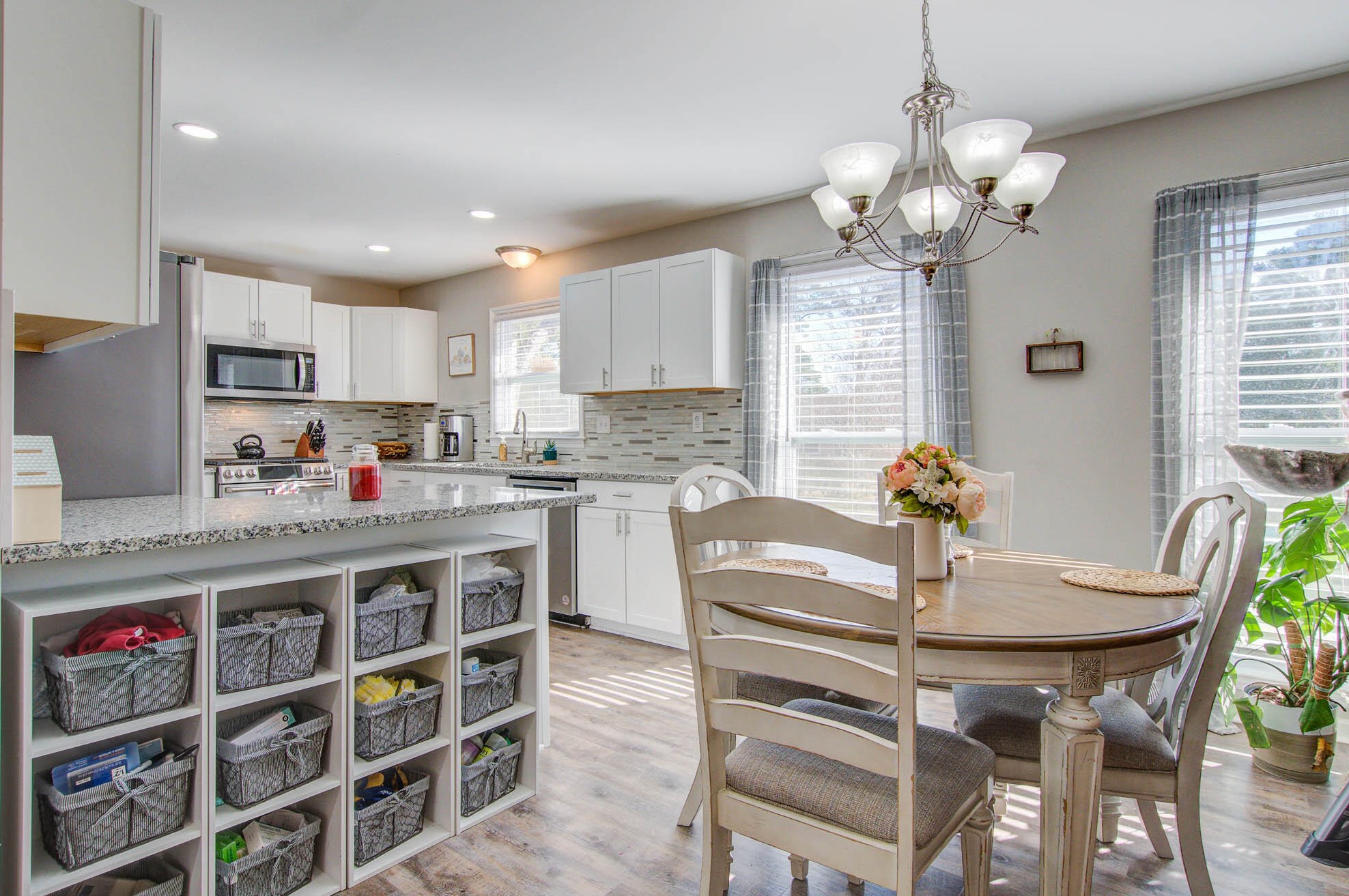 1378 Lenevar Dr, Charleston SC  29407-5117 exterior