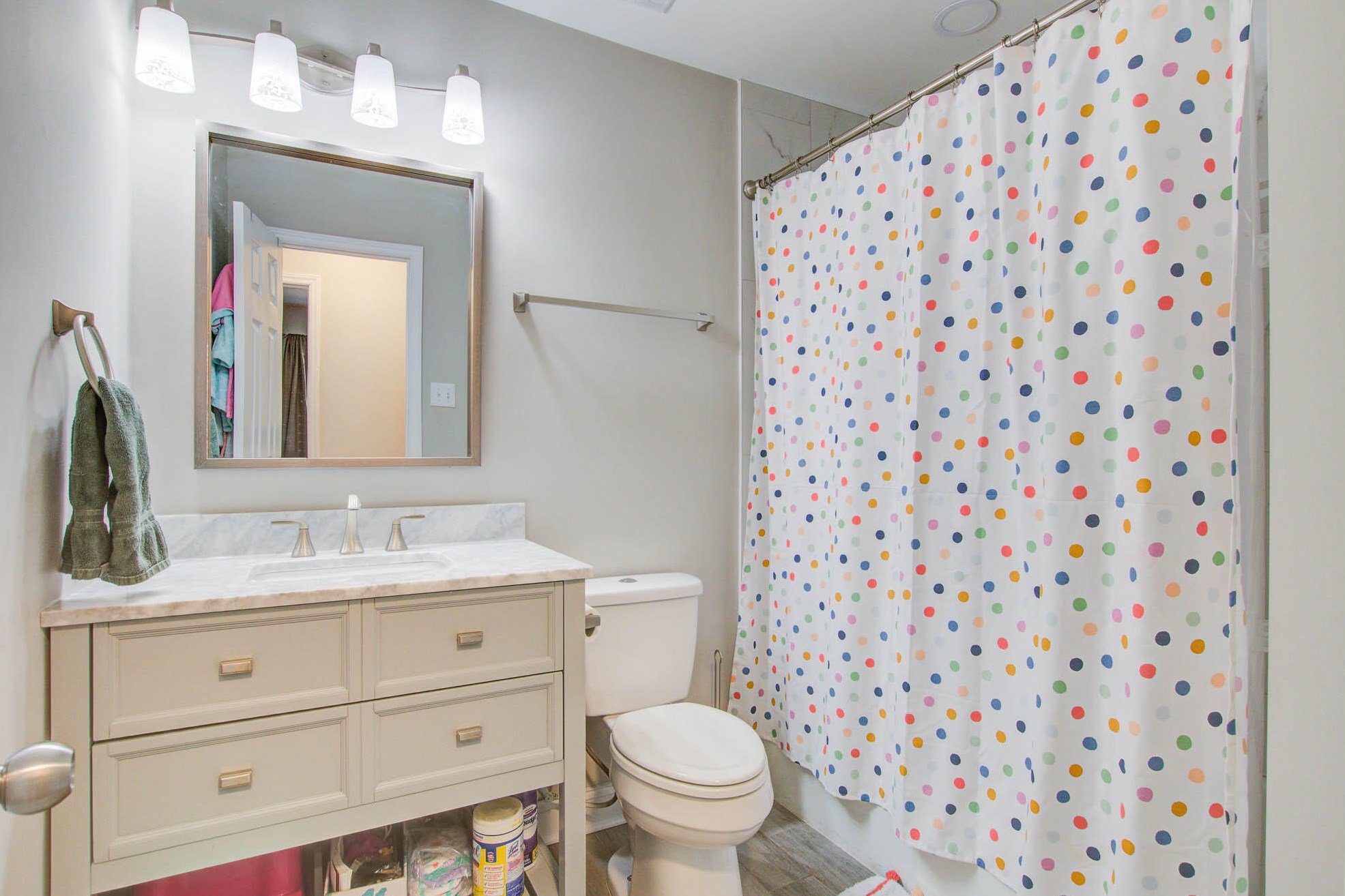 1378 Lenevar Dr, Charleston SC  29407-5117 exterior