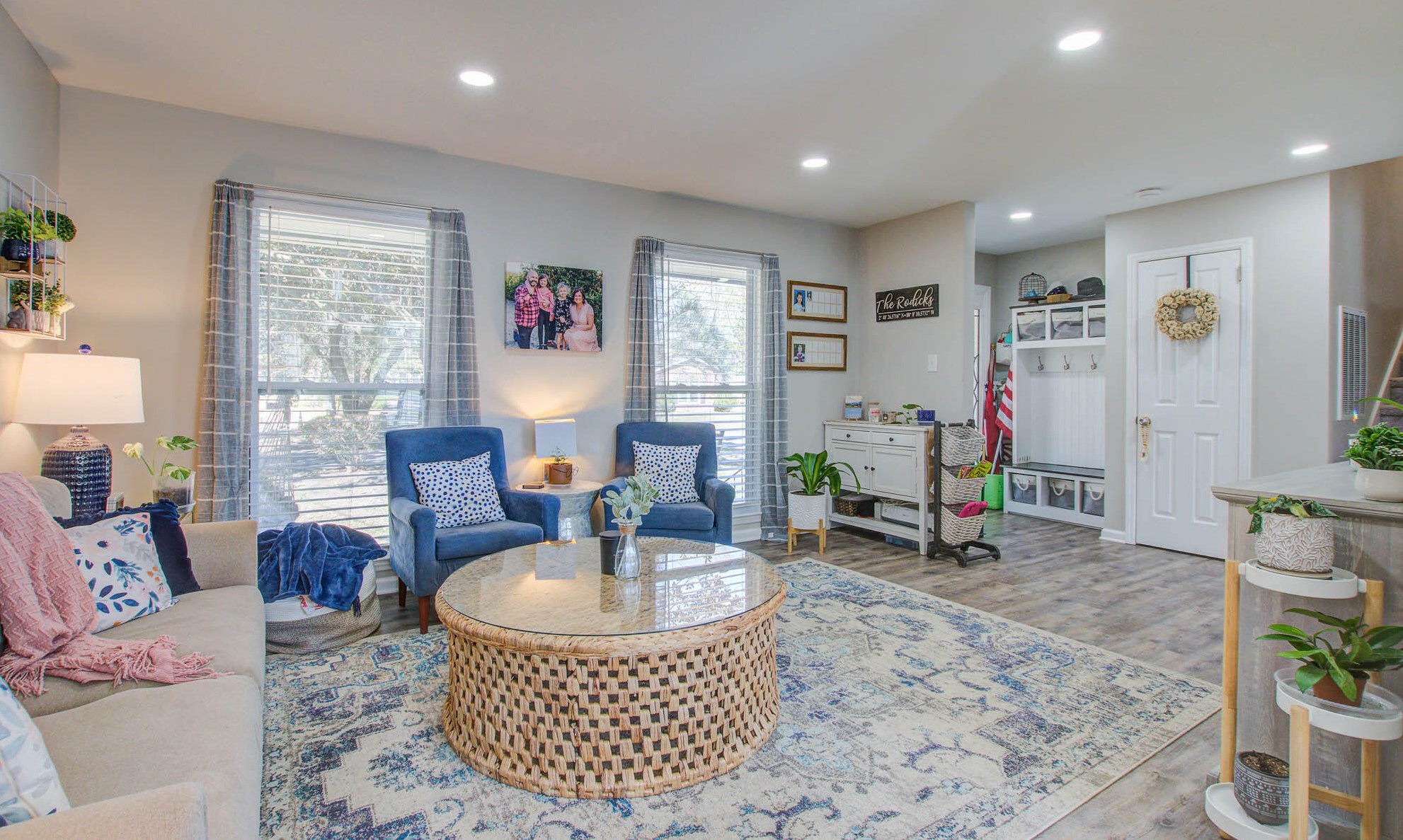 1378 Lenevar Dr, Charleston SC  29407-5117 exterior