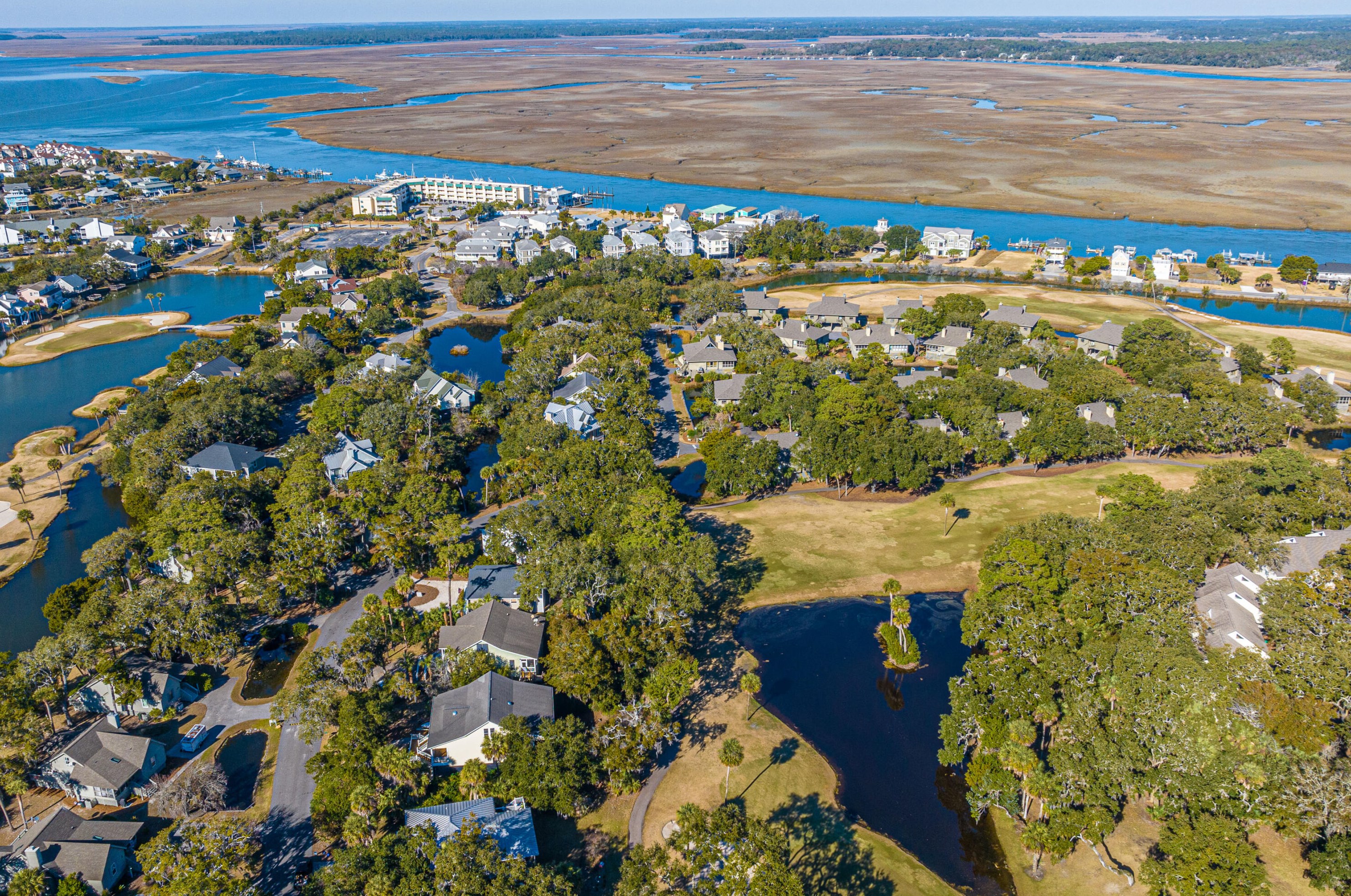 898 Fairway Dr, Edisto SC  29438-3647 exterior