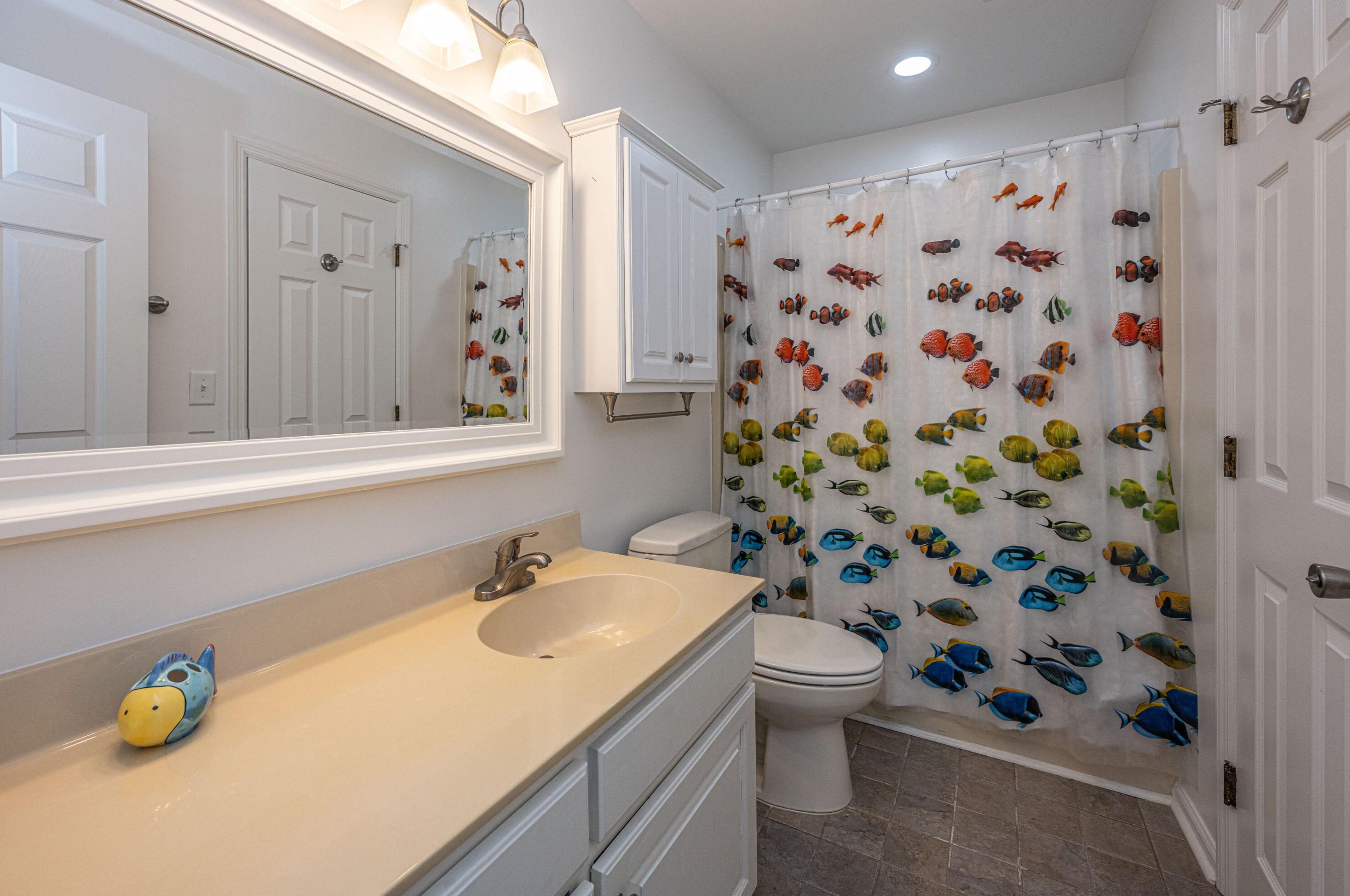898 Fairway Dr, Edisto SC  29438-3647 exterior