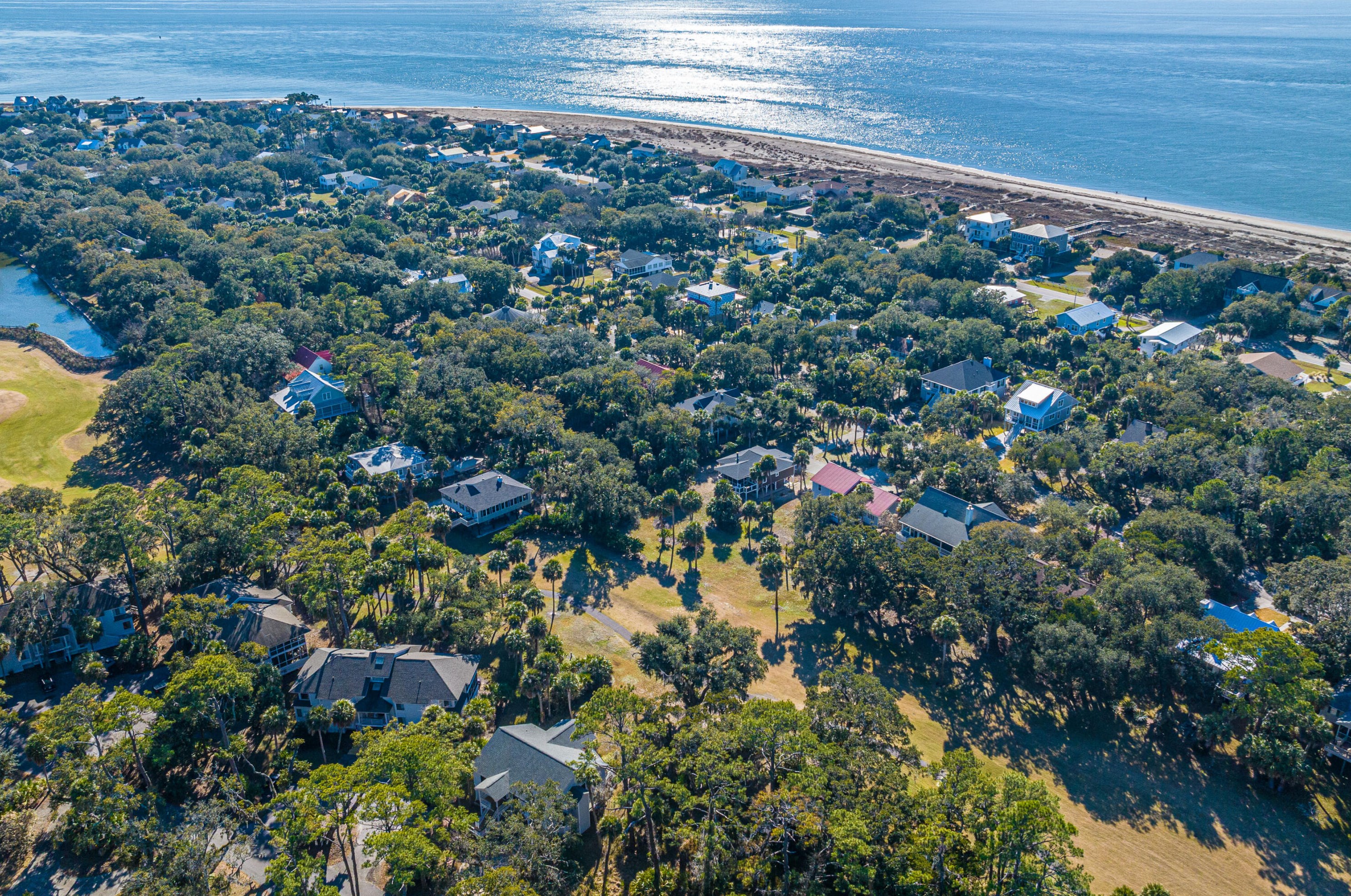898 Fairway Dr, Edisto SC  29438-3647 exterior