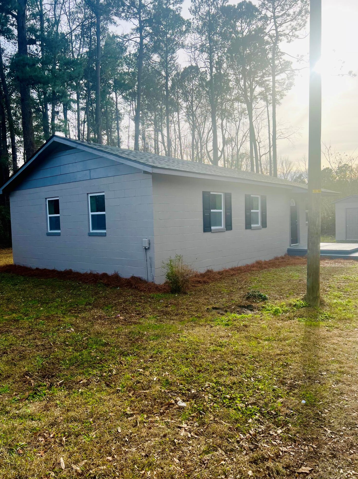 123 Lawyer Ln, Harleyville, SC 29448