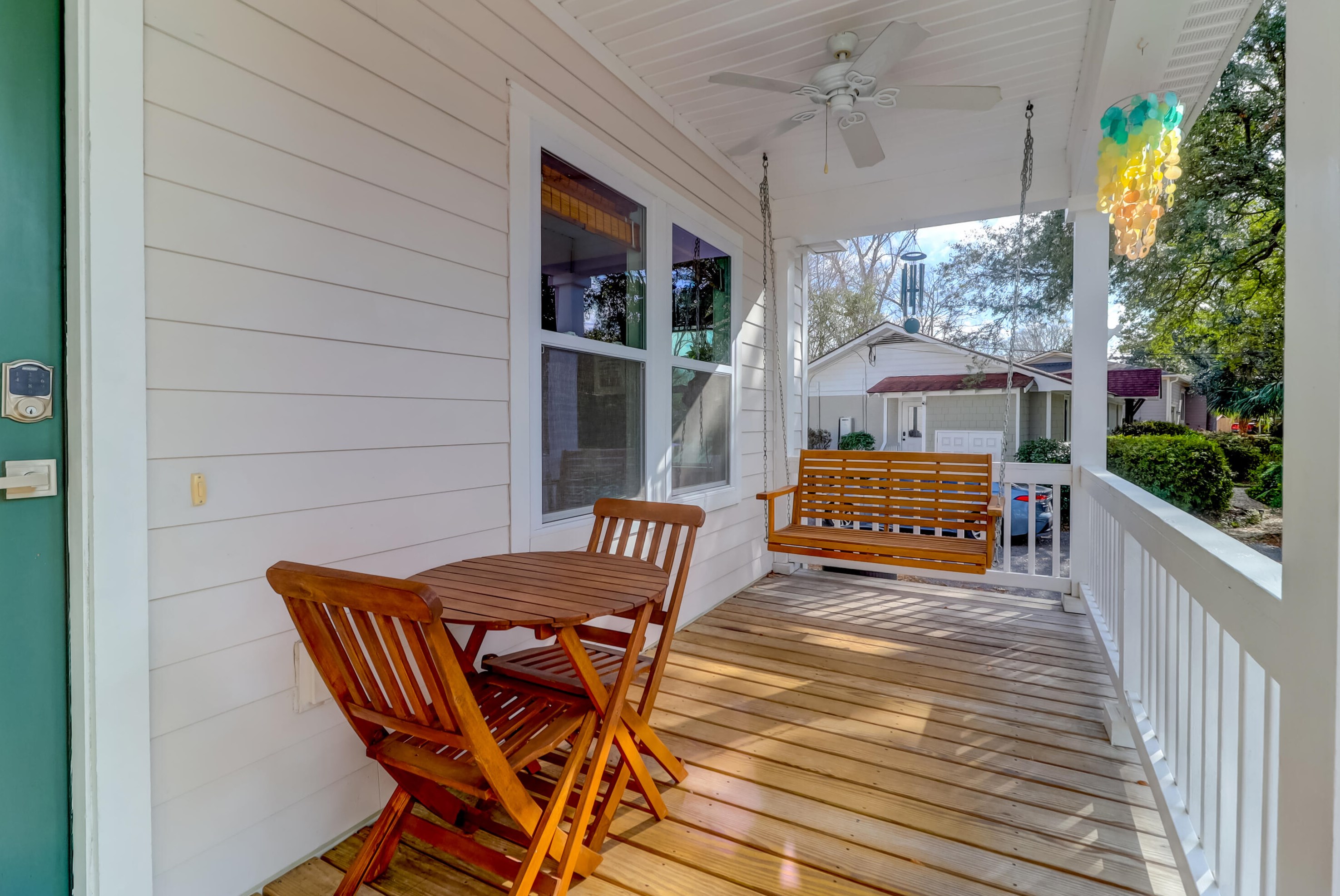 5304 Hartford Cir, Charleston SC  29405-4122 exterior